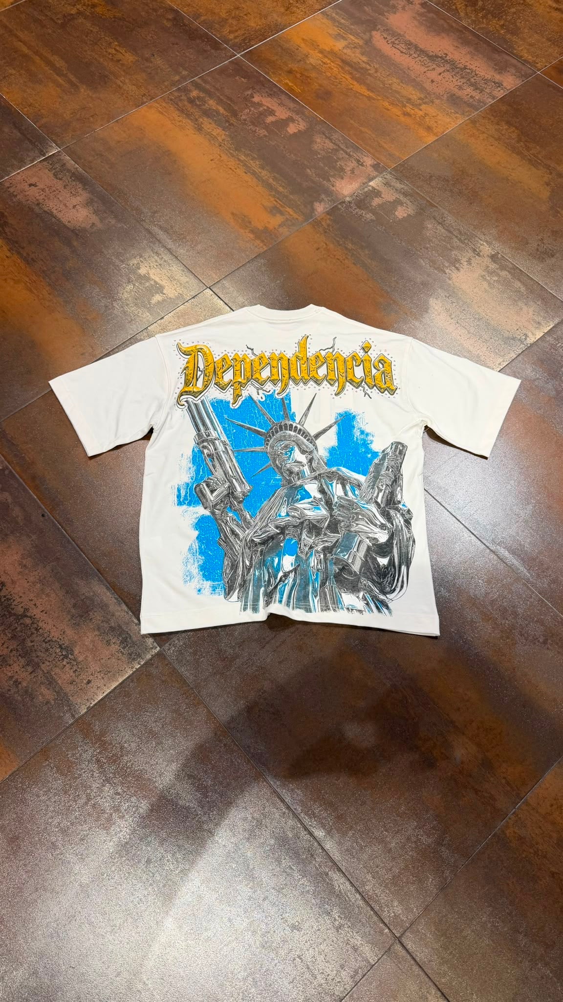 T-SHIRT DEPENDENCIA