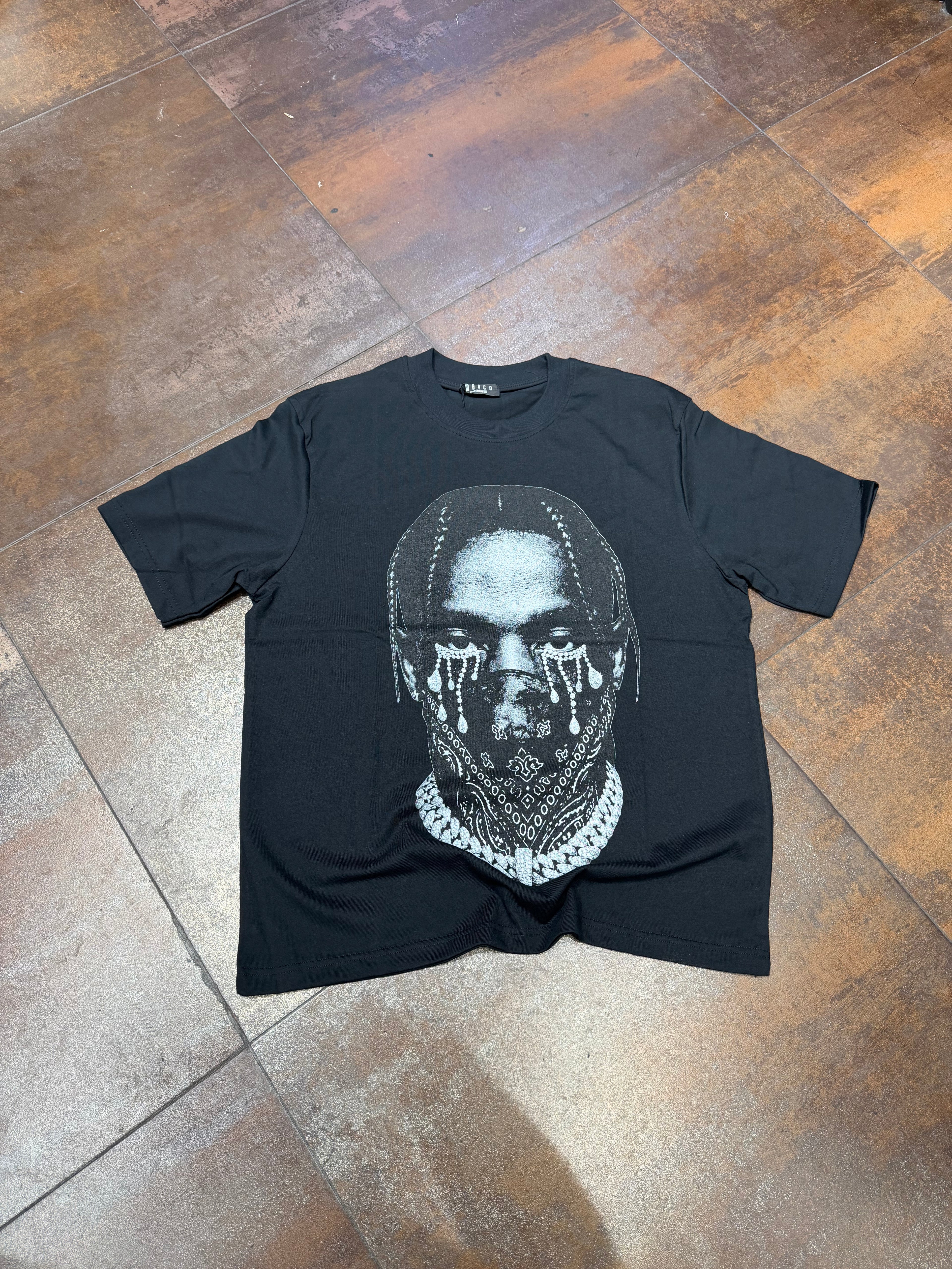 T-SHIRT TRAP