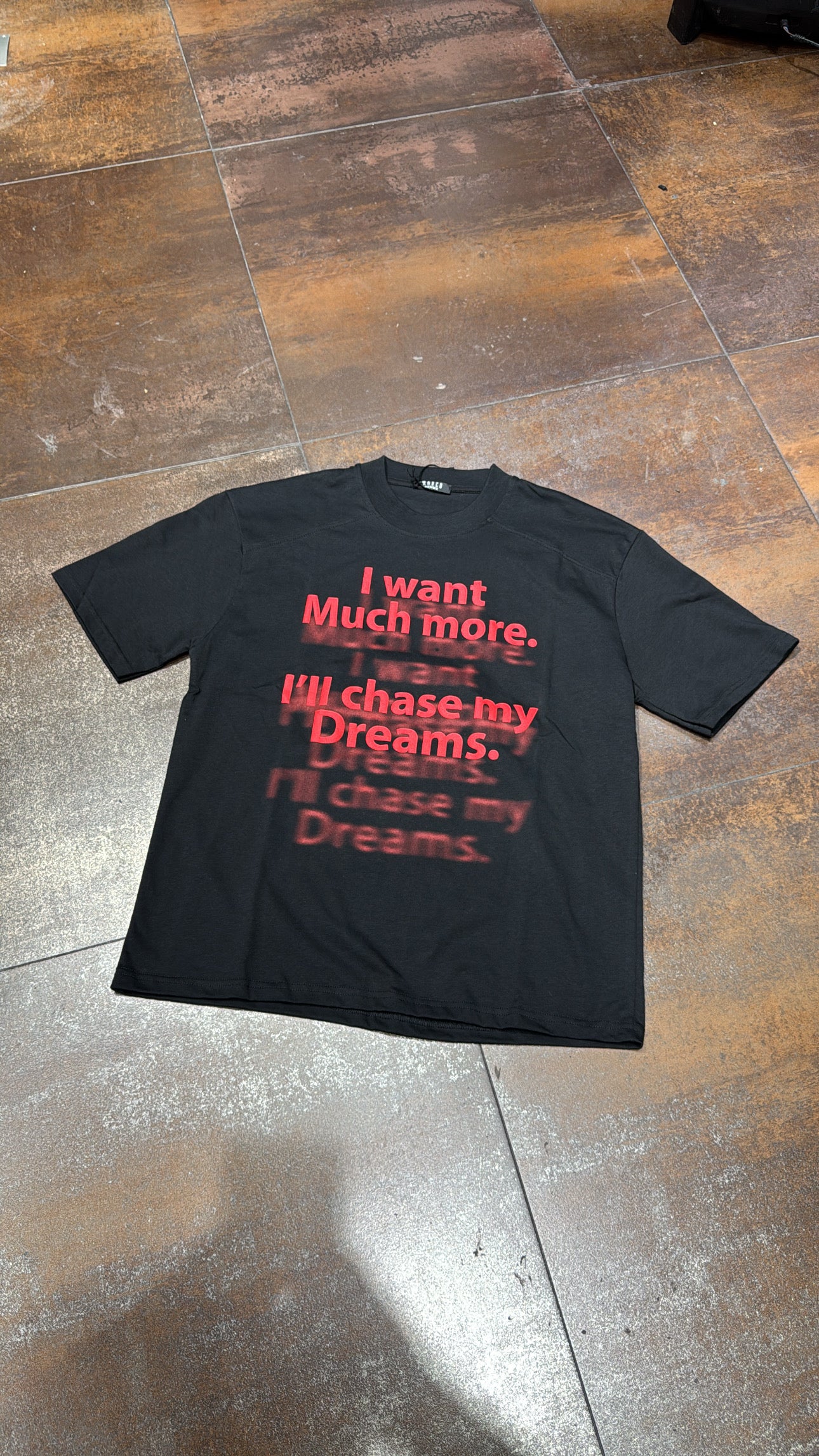 T-SHIRT MUCH MORE