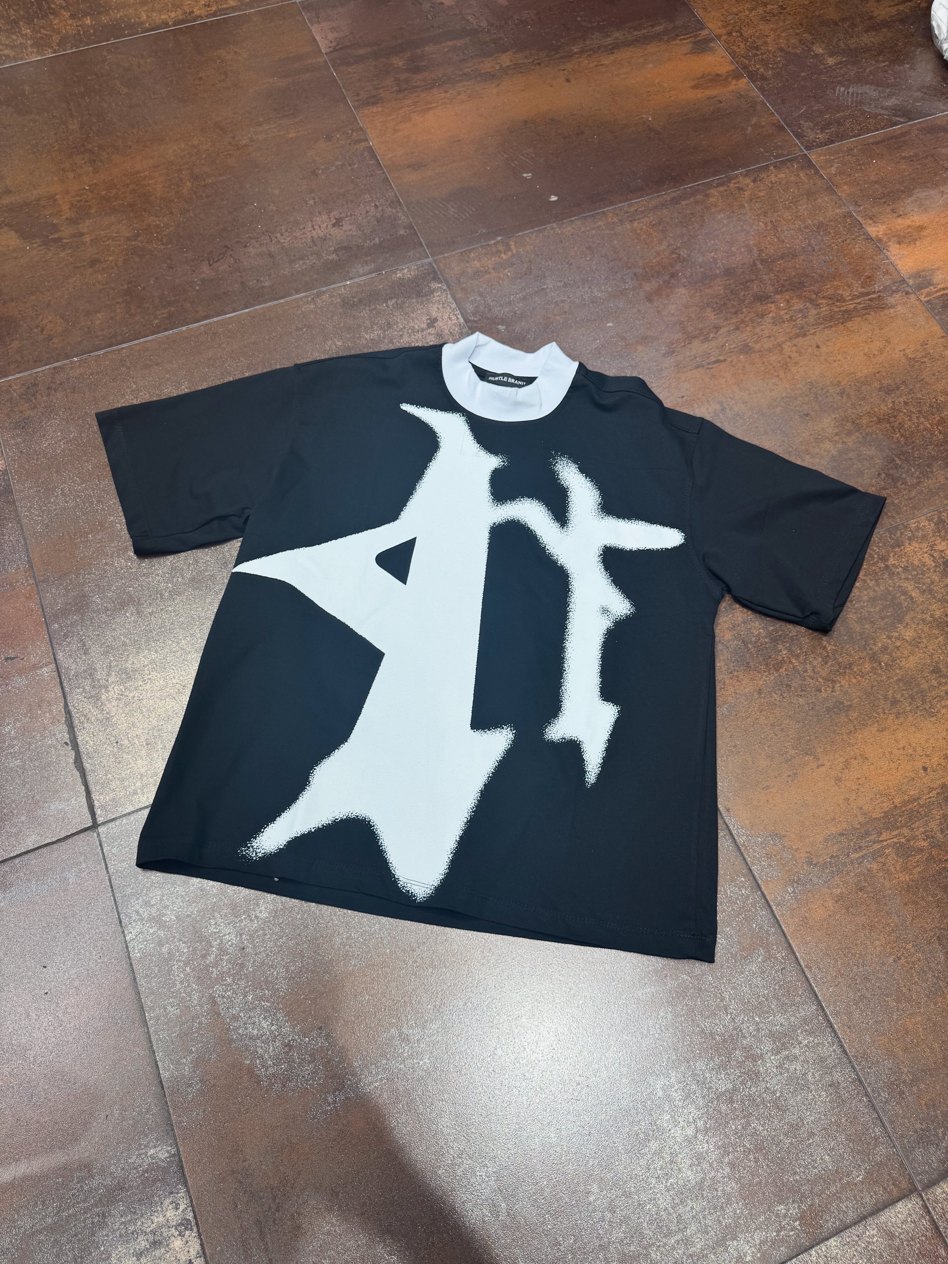 T-SHIRT HUSTLE