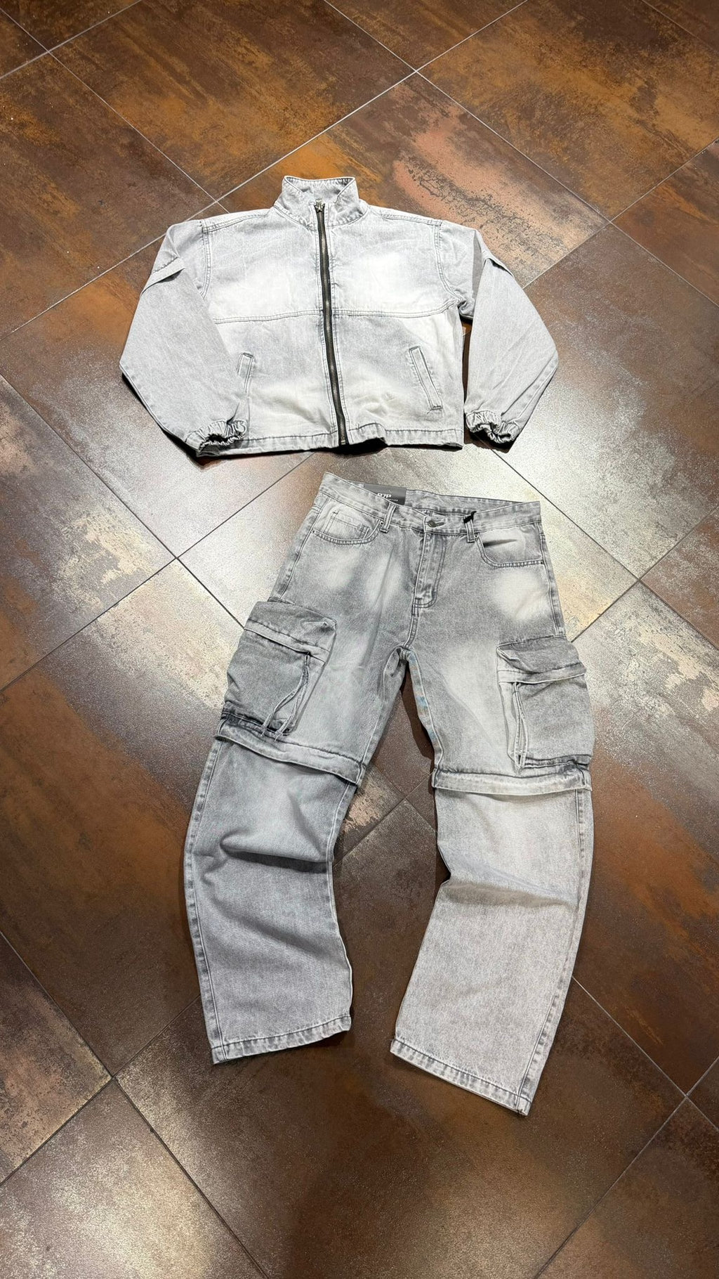 COORDINATO GREY HK
