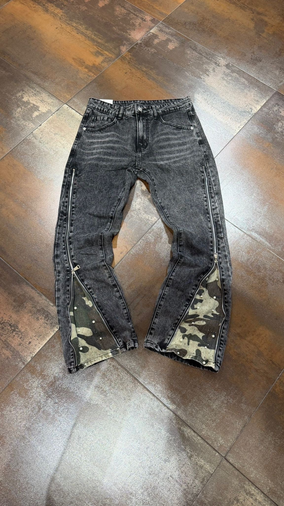 FLARE ZIP DIAMONDS CAMO