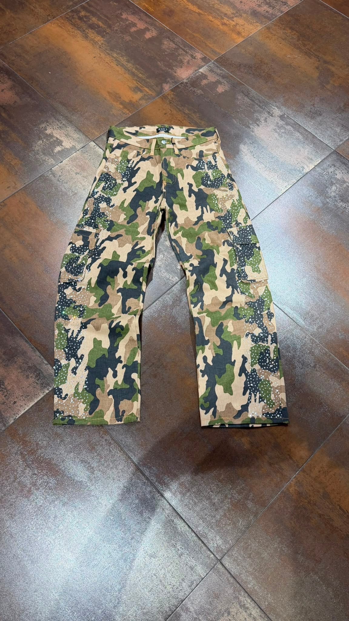 BAGGY CAMO