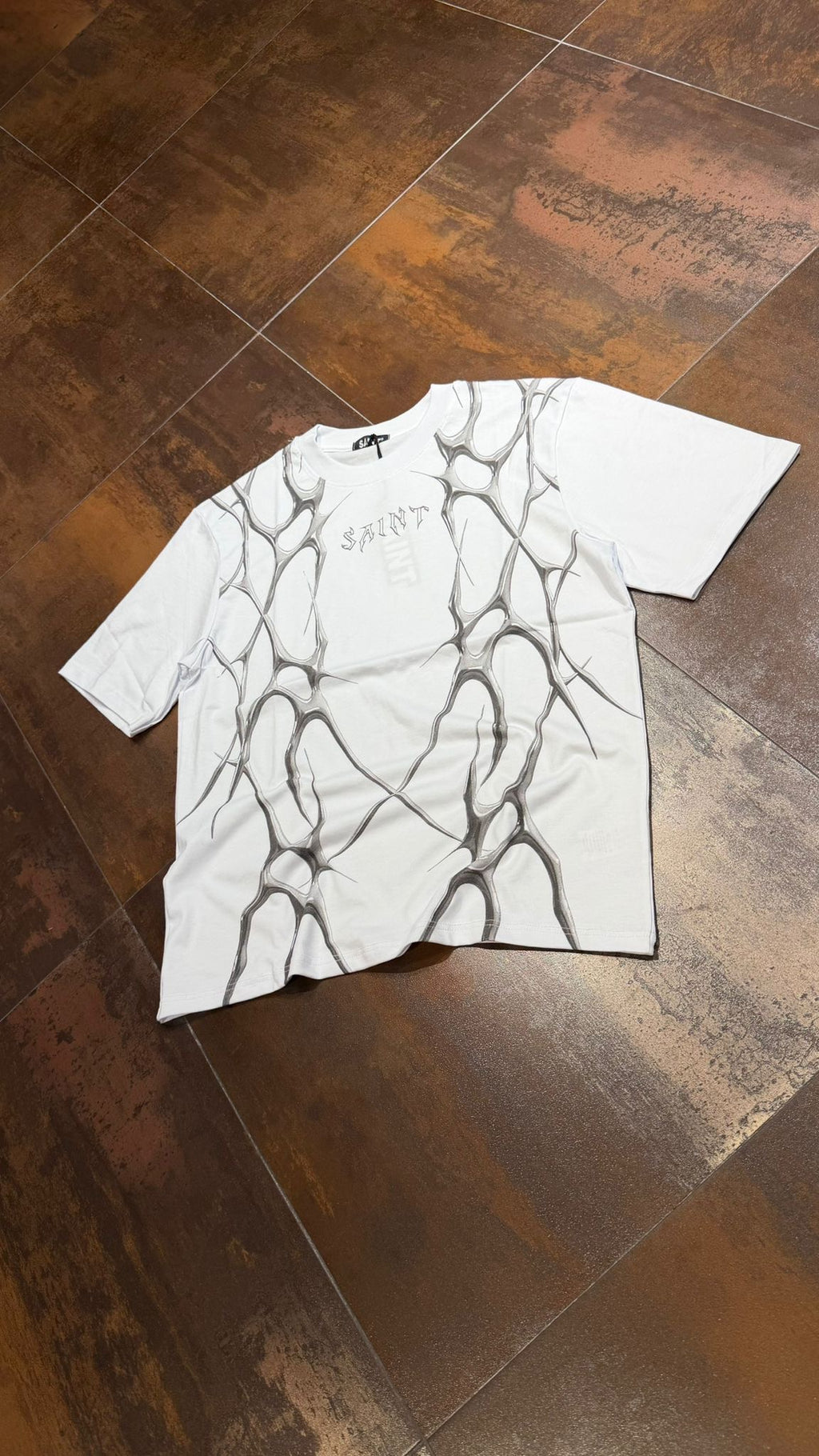 T-SHIRT SAINT LIMITED