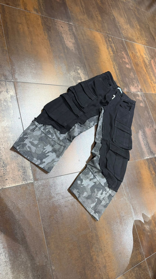 BAGGY BLACK & CAMO