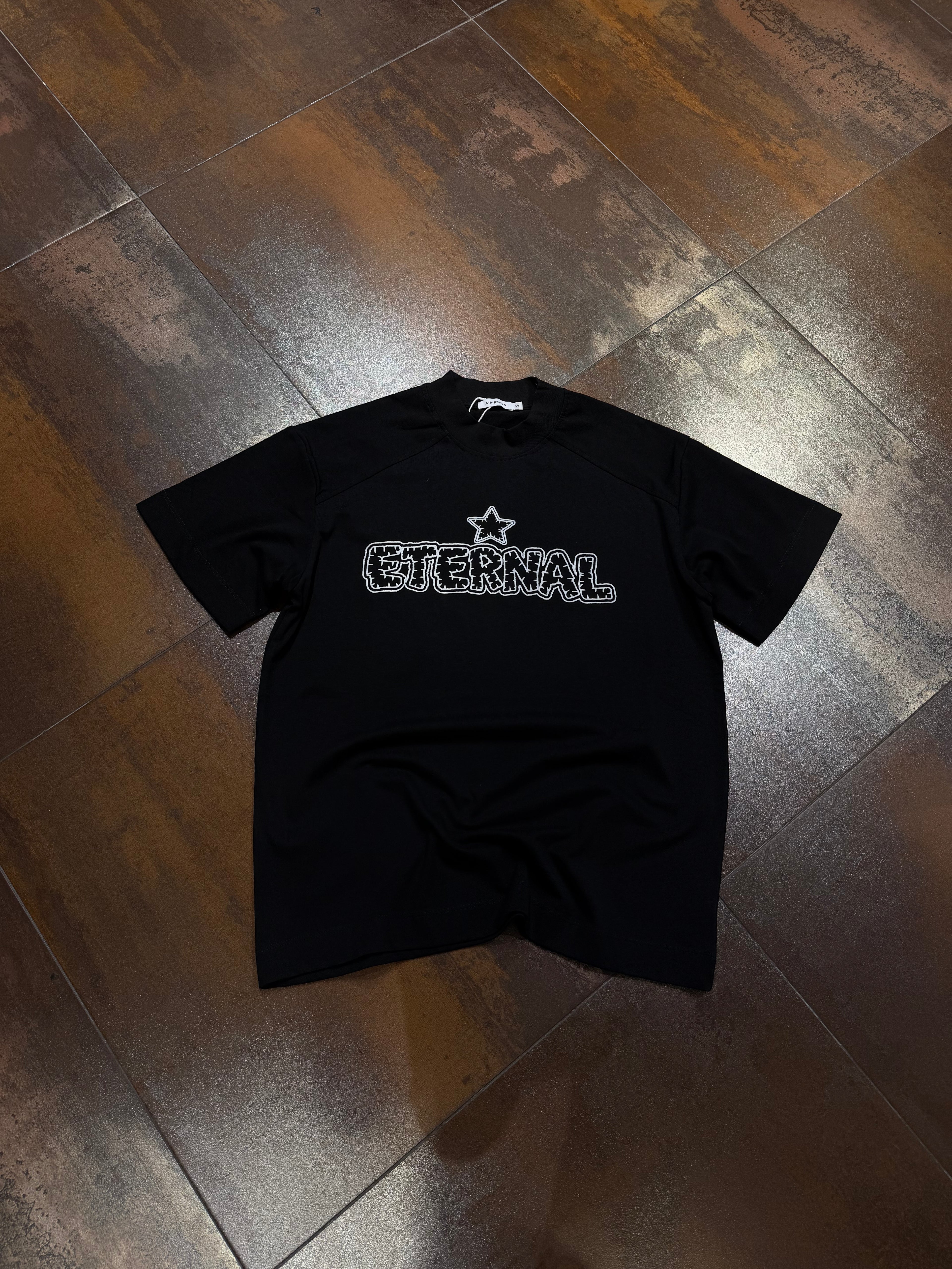T-SHIRT ETERNAL