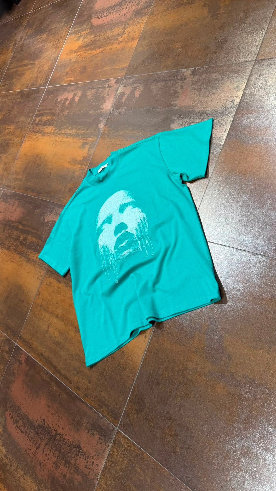 T-SHIRT GREEN FACE