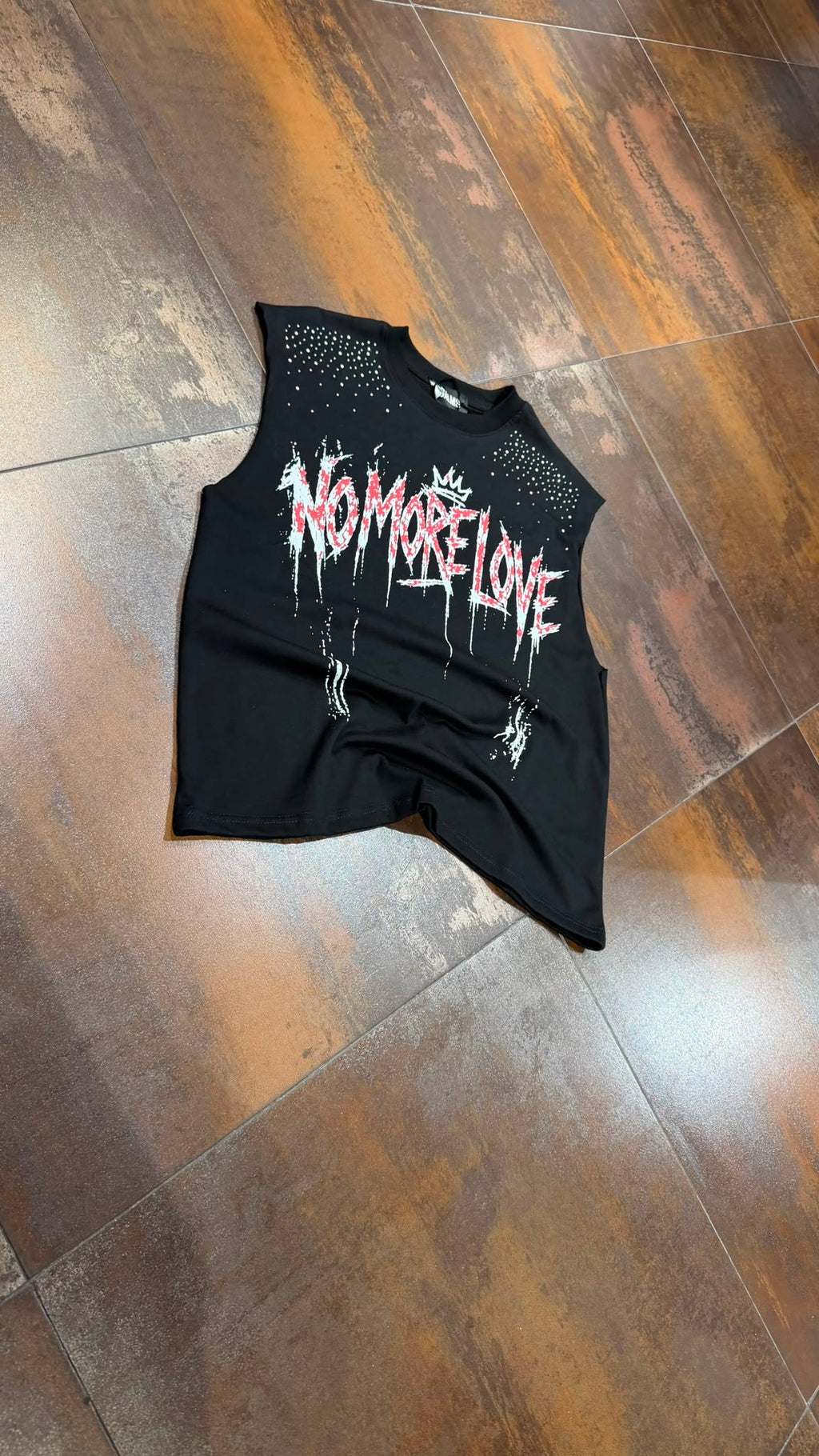 SMANICATO NOMORELOVE