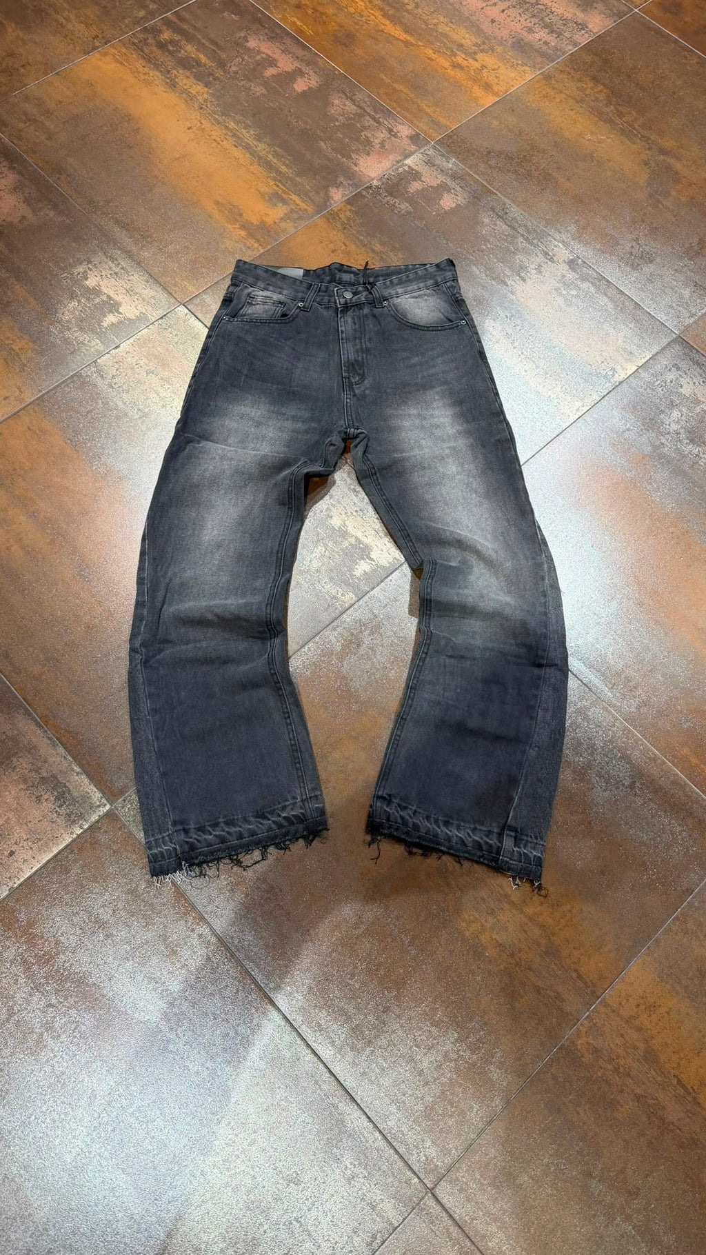 FLARE MART SIMPLE GREY