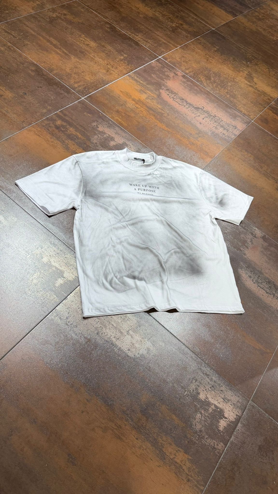 T-SHIRT WAKE UP