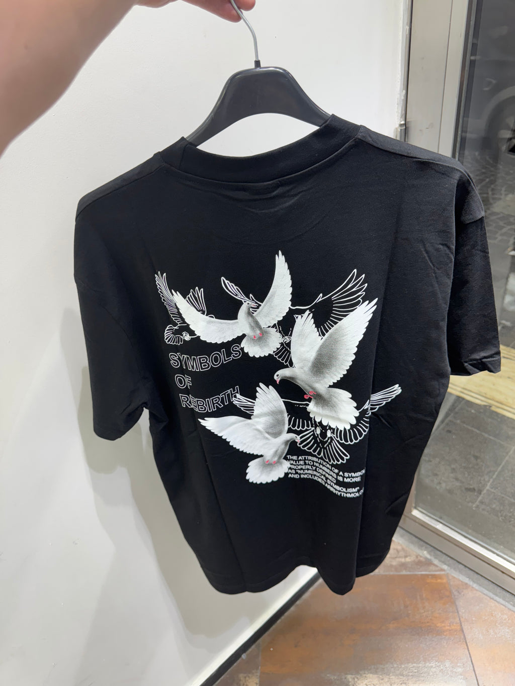T-SHIRT HK