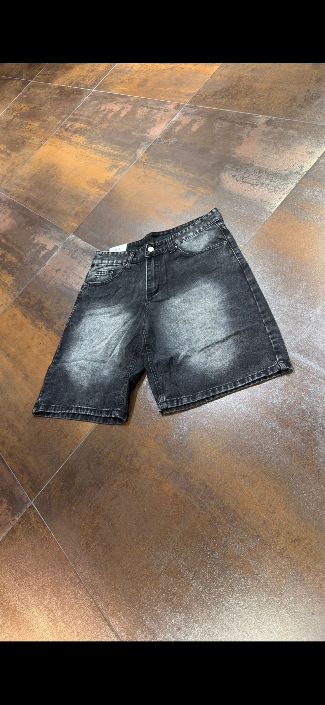 BERMUDA GREY MART