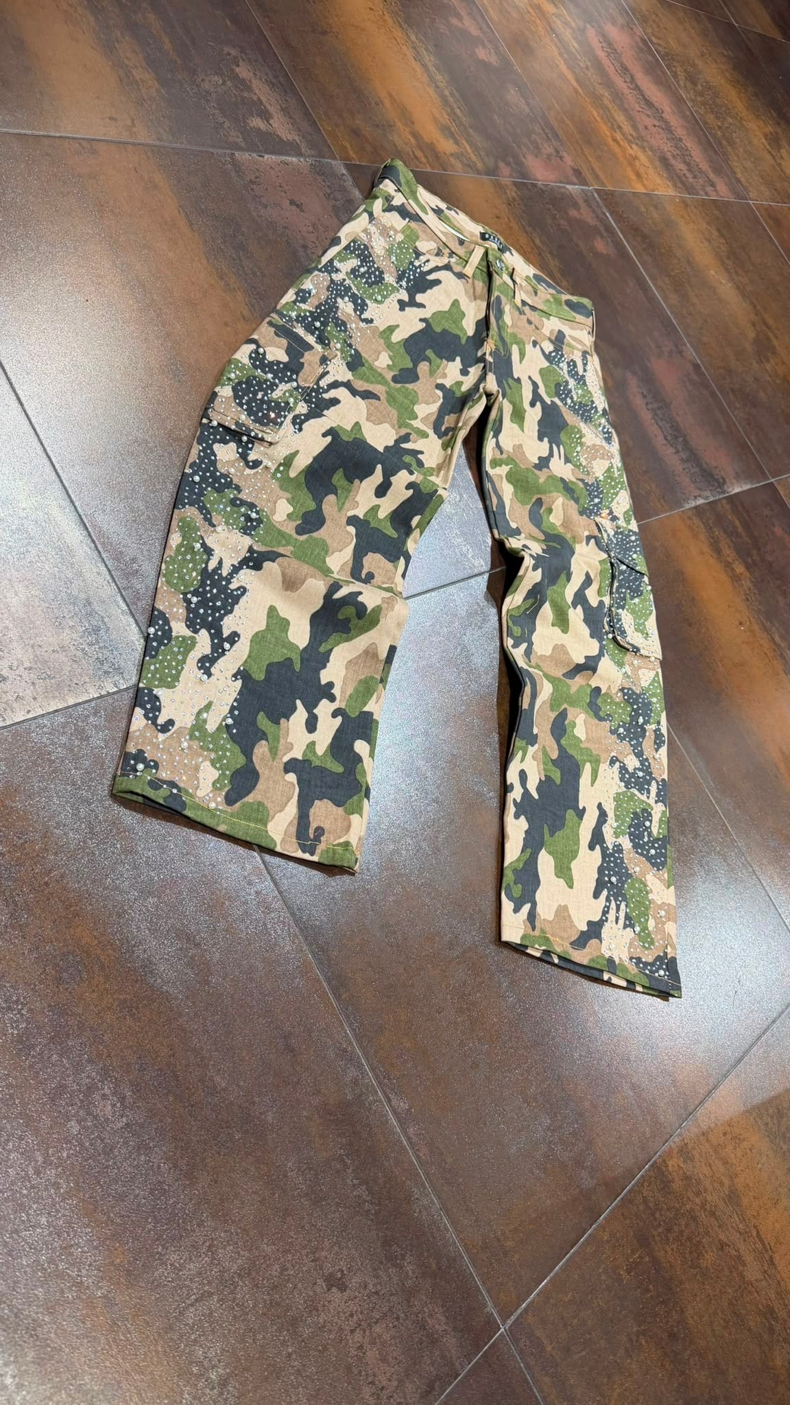 BAGGY CAMO