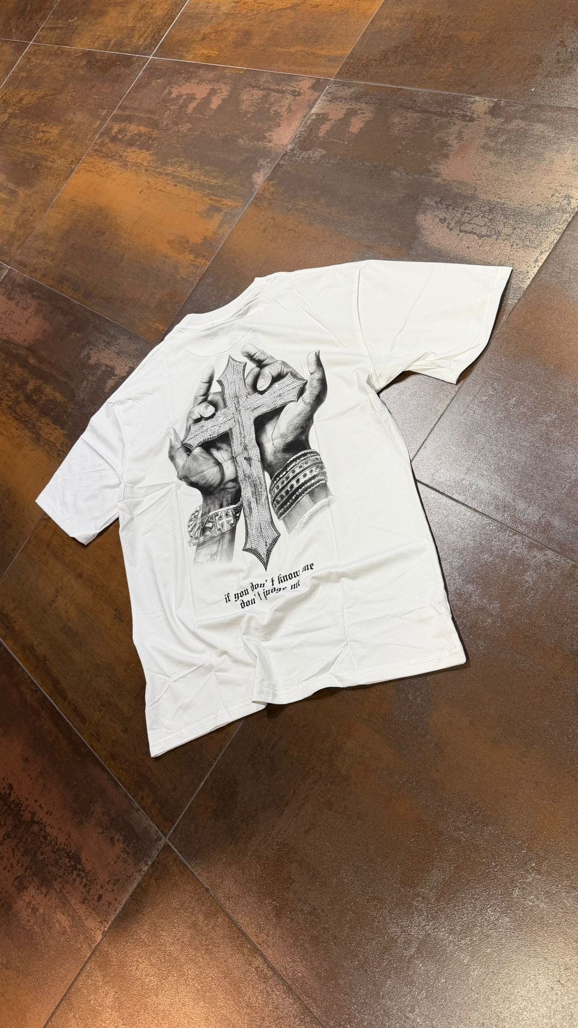 T-SHIRT CREATIVE