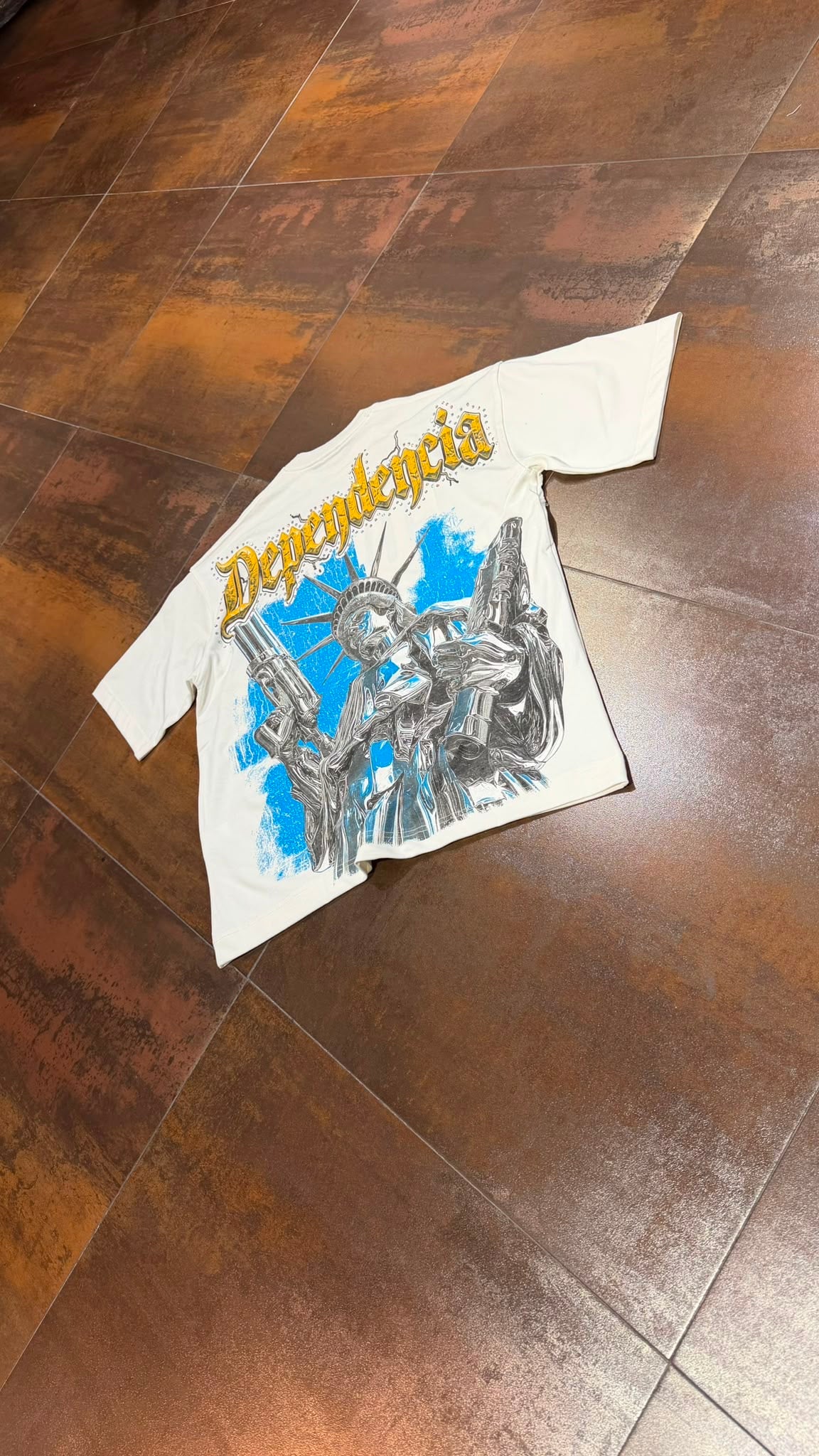 T-SHIRT DEPENDENCIA