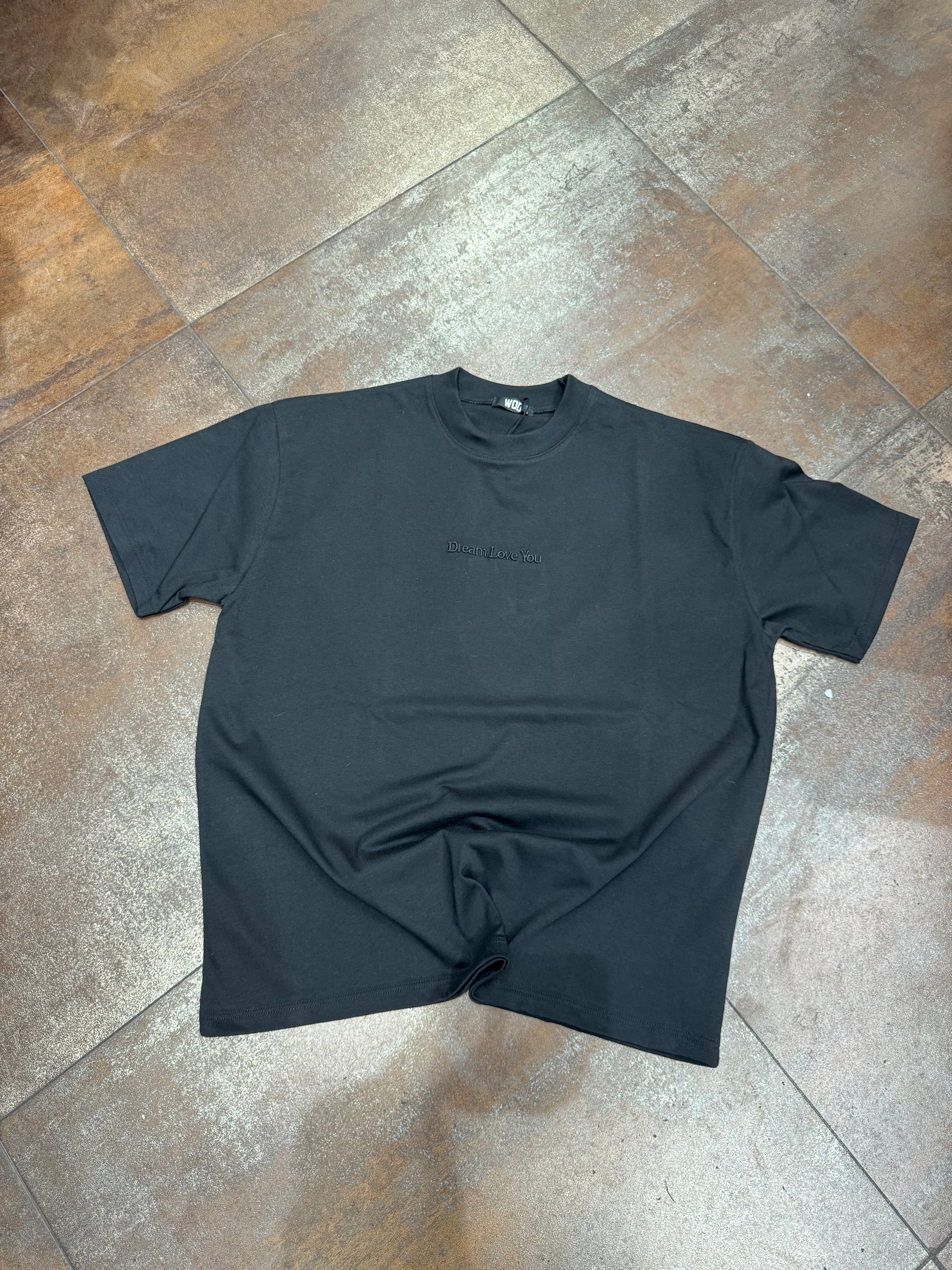 T-SHIRT RICAMO DREAM