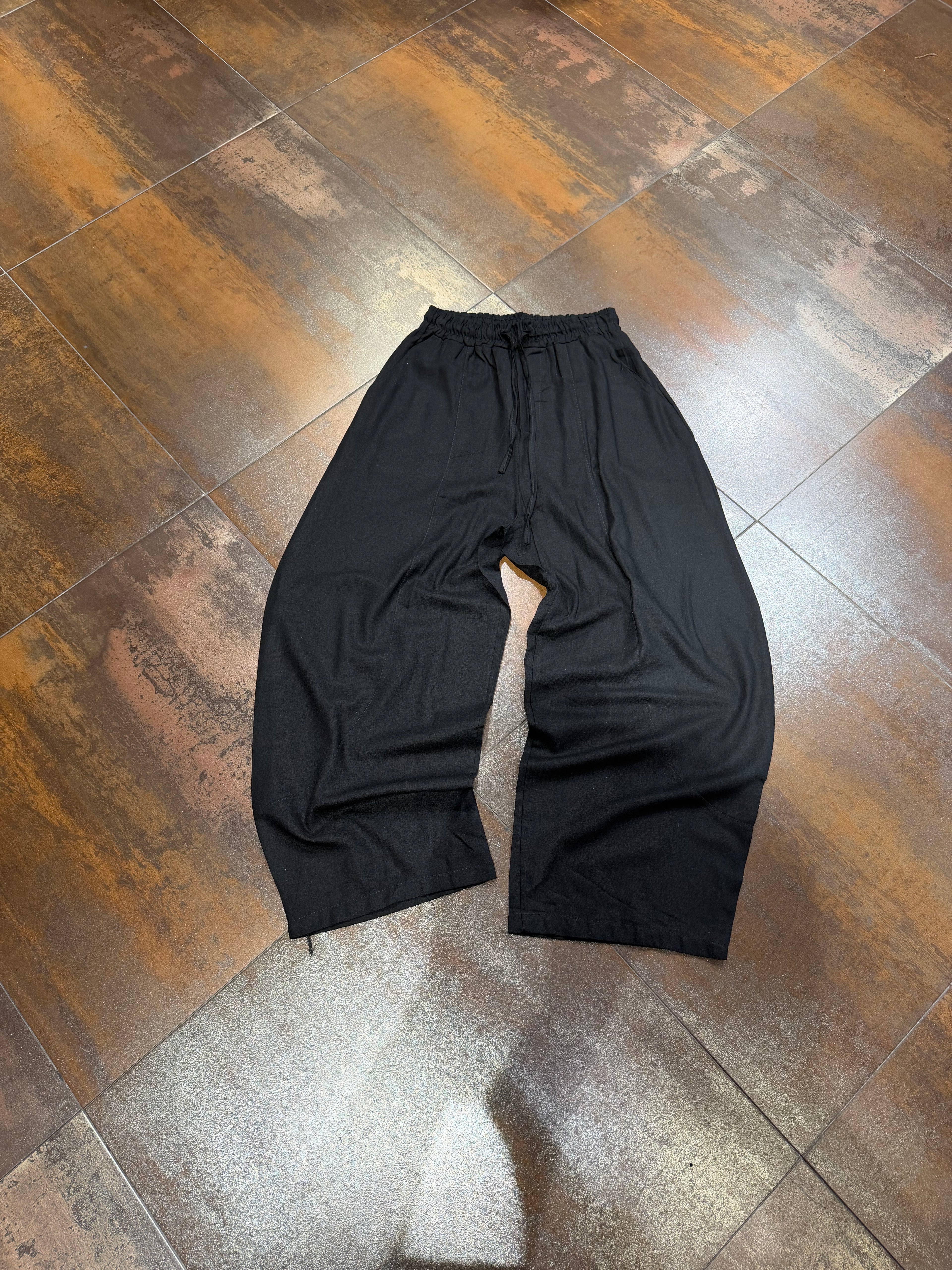 PANTALACCIO LINO HK