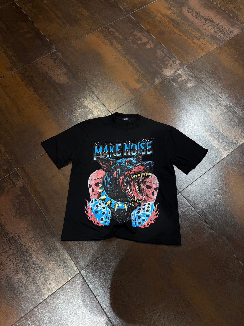 T-SHIRT MAKE NOISE