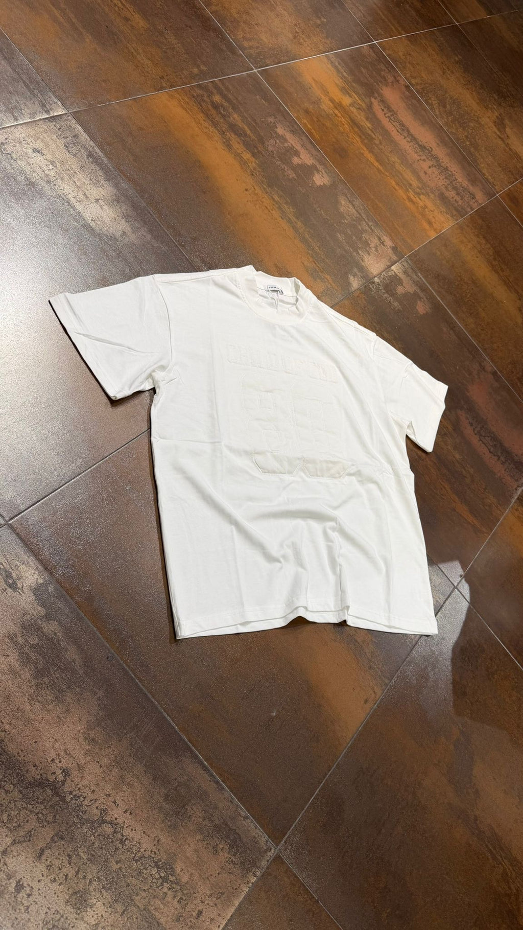 T-SHIRT GOD RICAMO