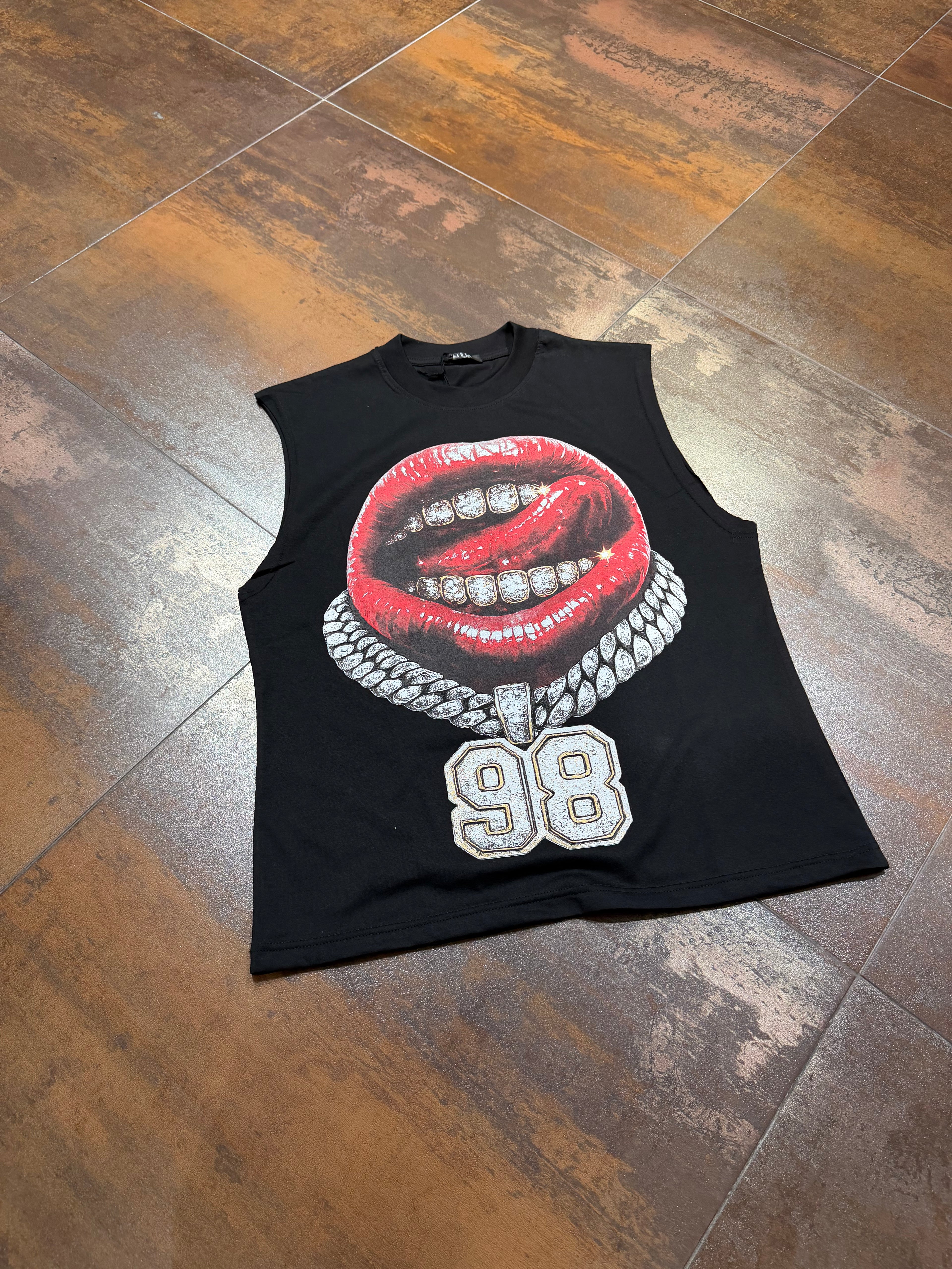 SMANICATO MOUTH