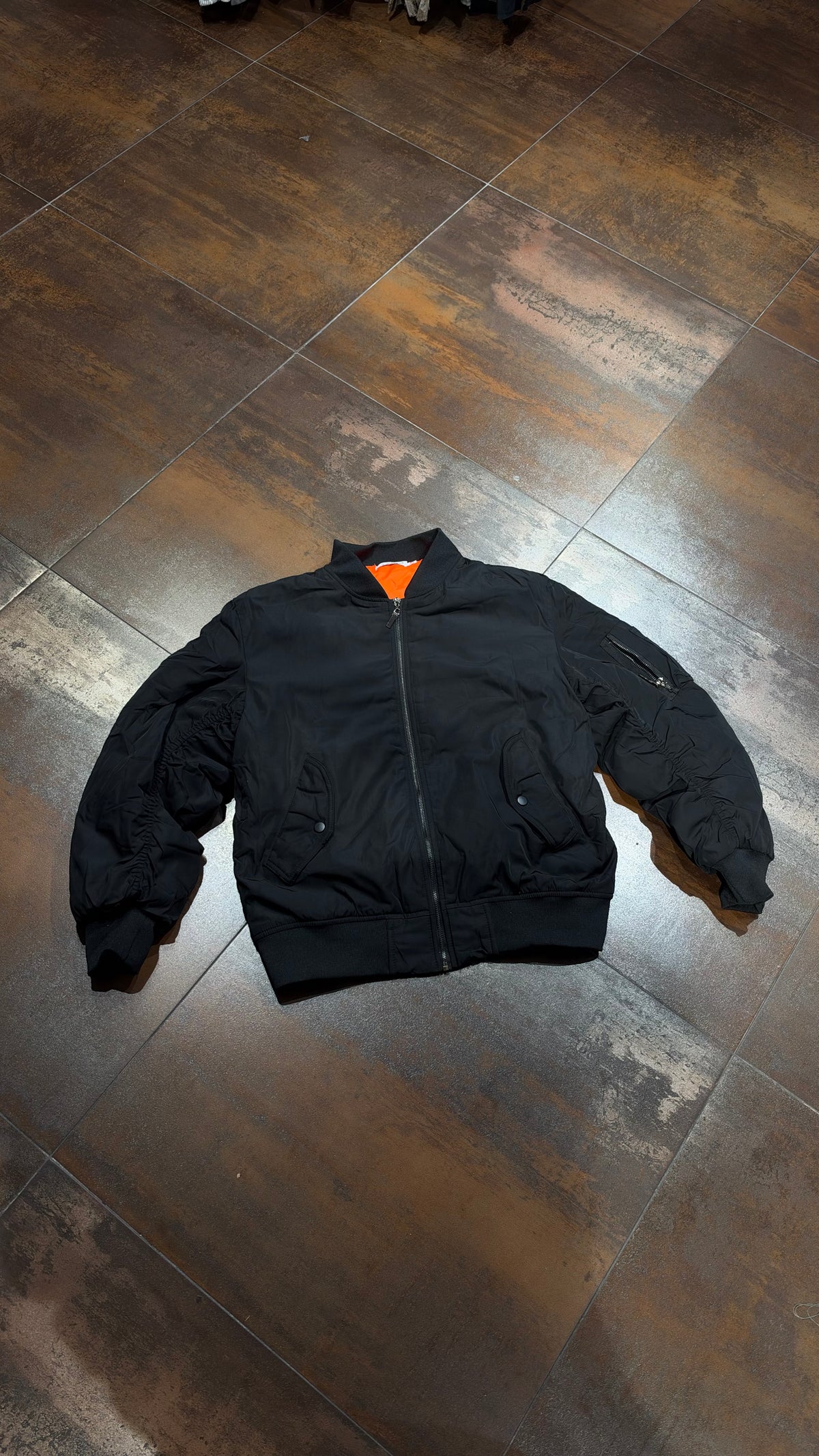 BOMBER HK AW BRAND