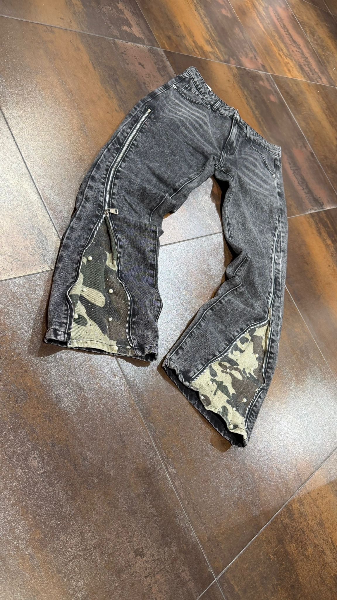FLARE ZIP DIAMONDS CAMO