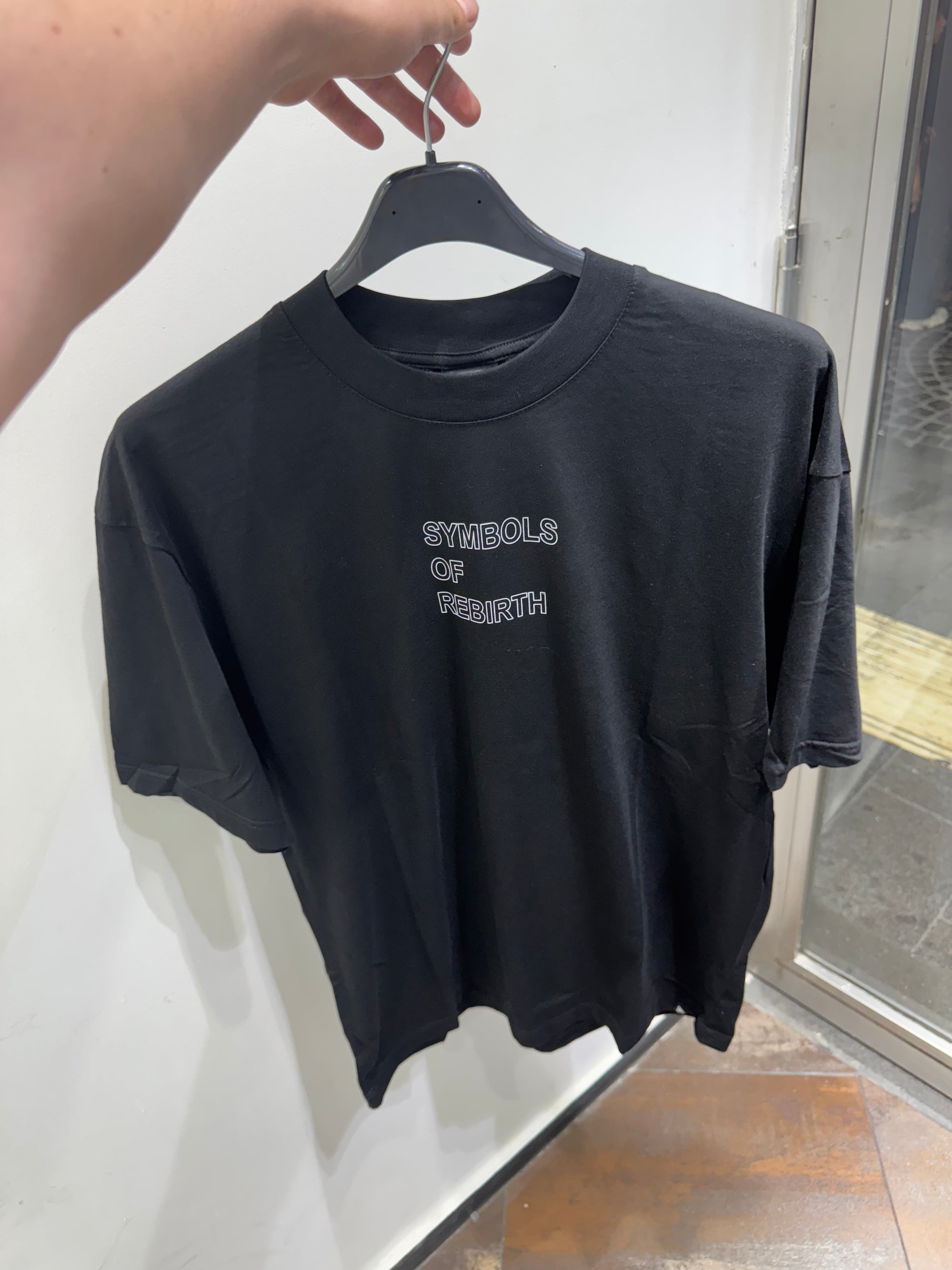 T-SHIRT HK