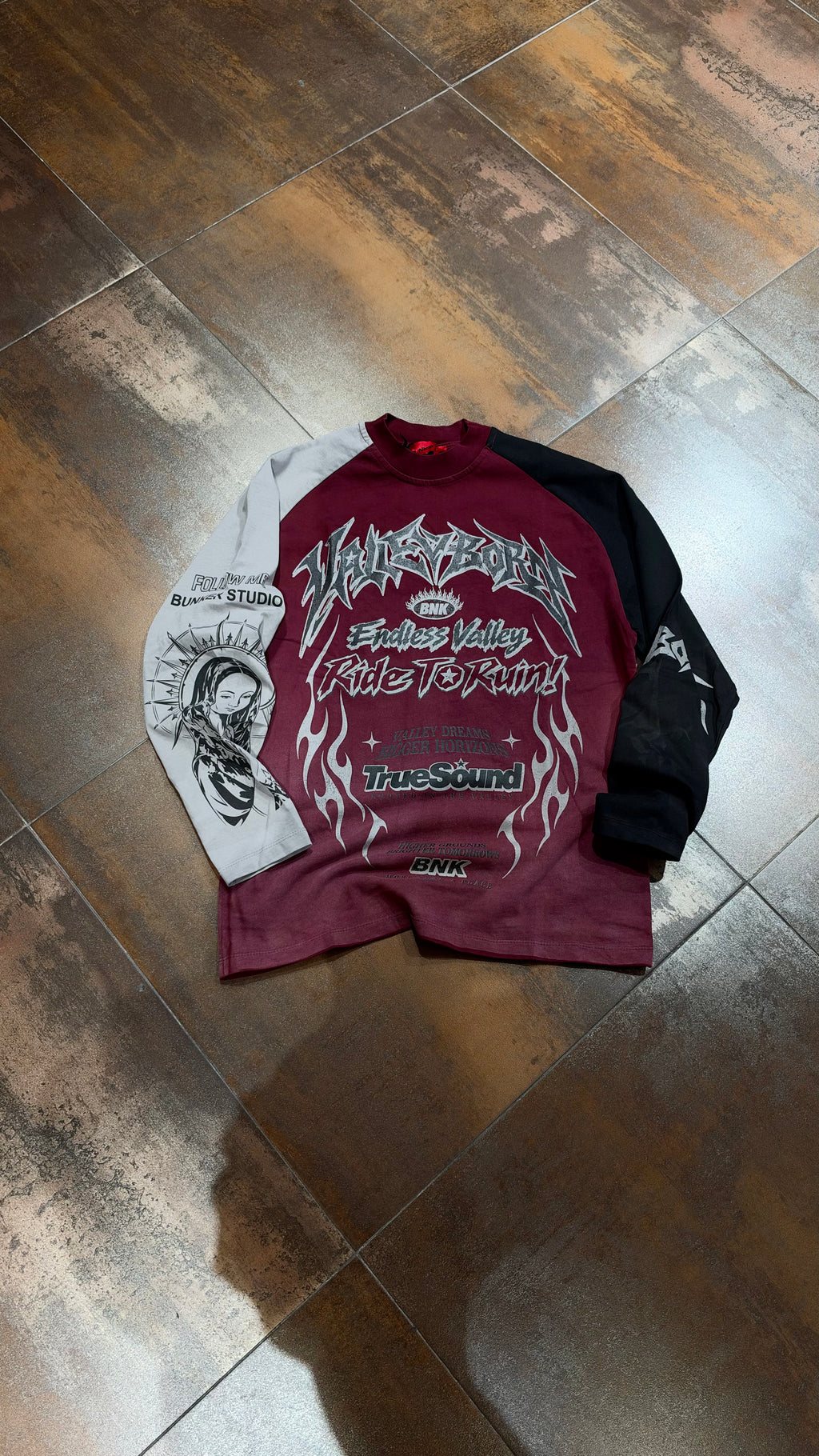LONGSLEEVE