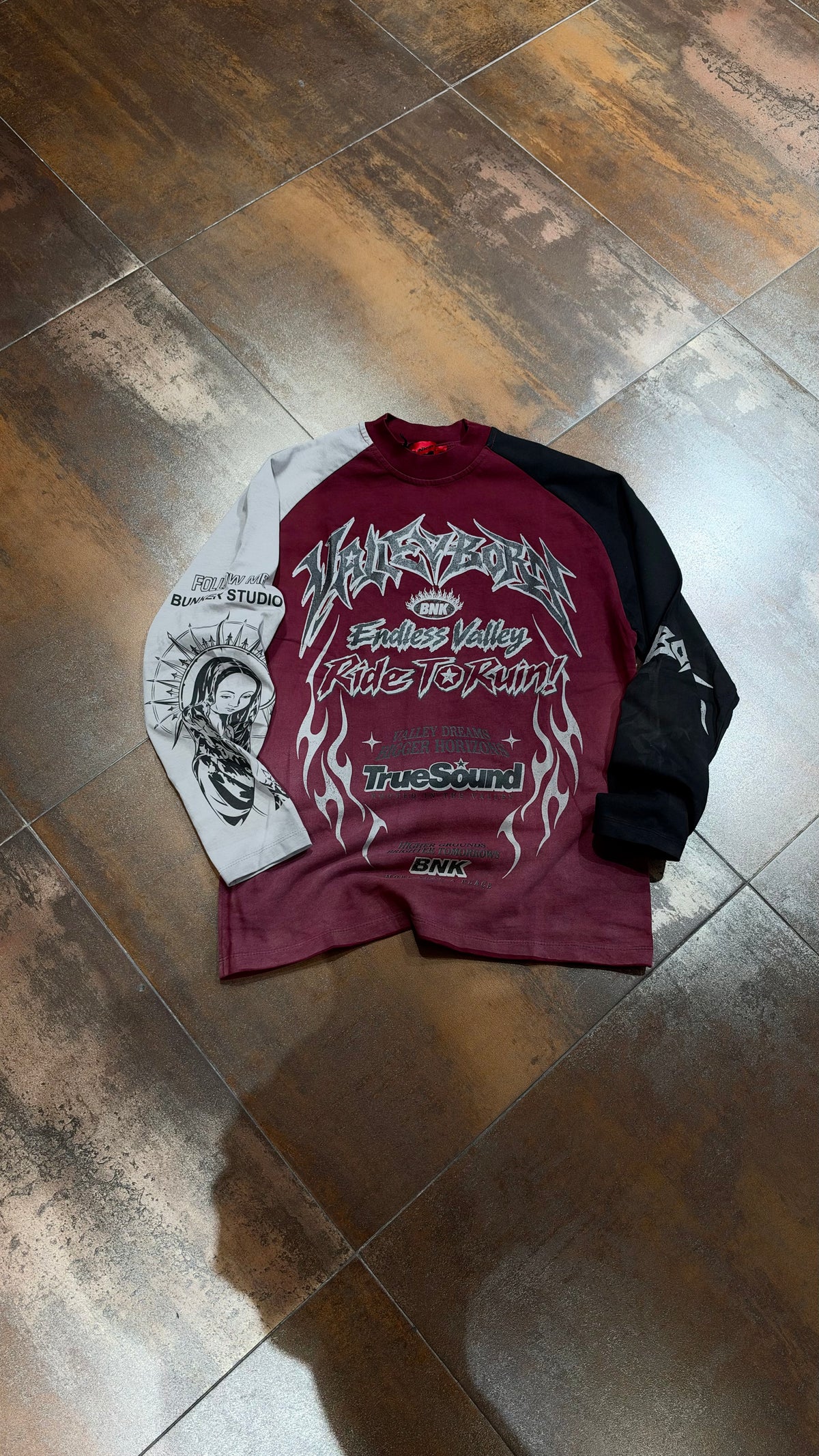 LONGSLEEVE
