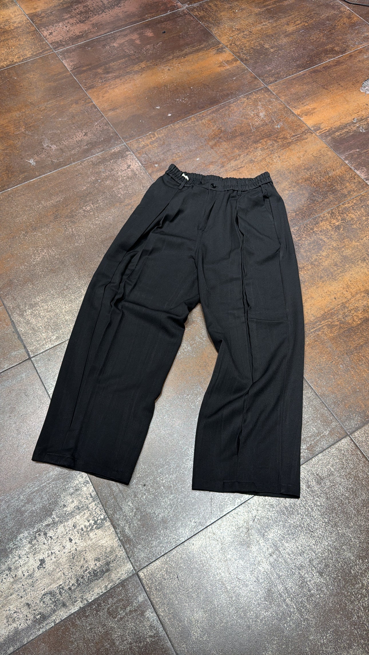 PANTALONE FONDO AMPIO HK