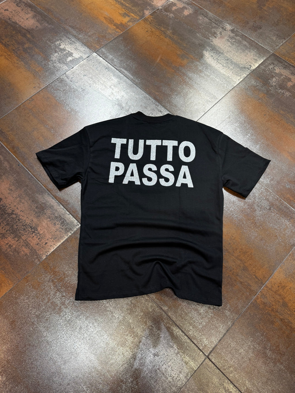 T-SHIRT TUTTO PASSA