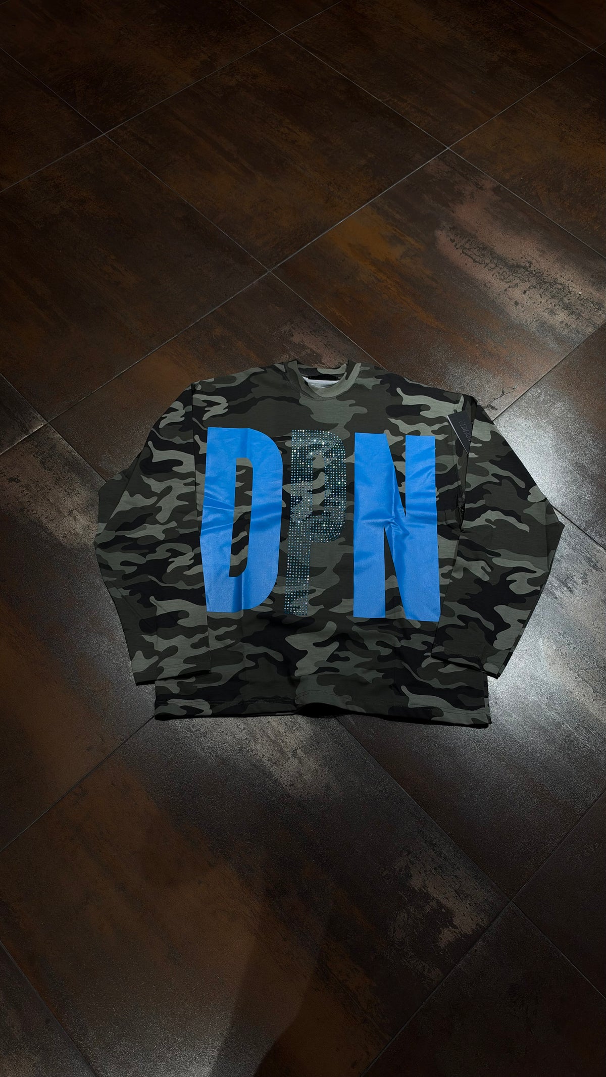 LONGSLEEVE DEPENDENCIA