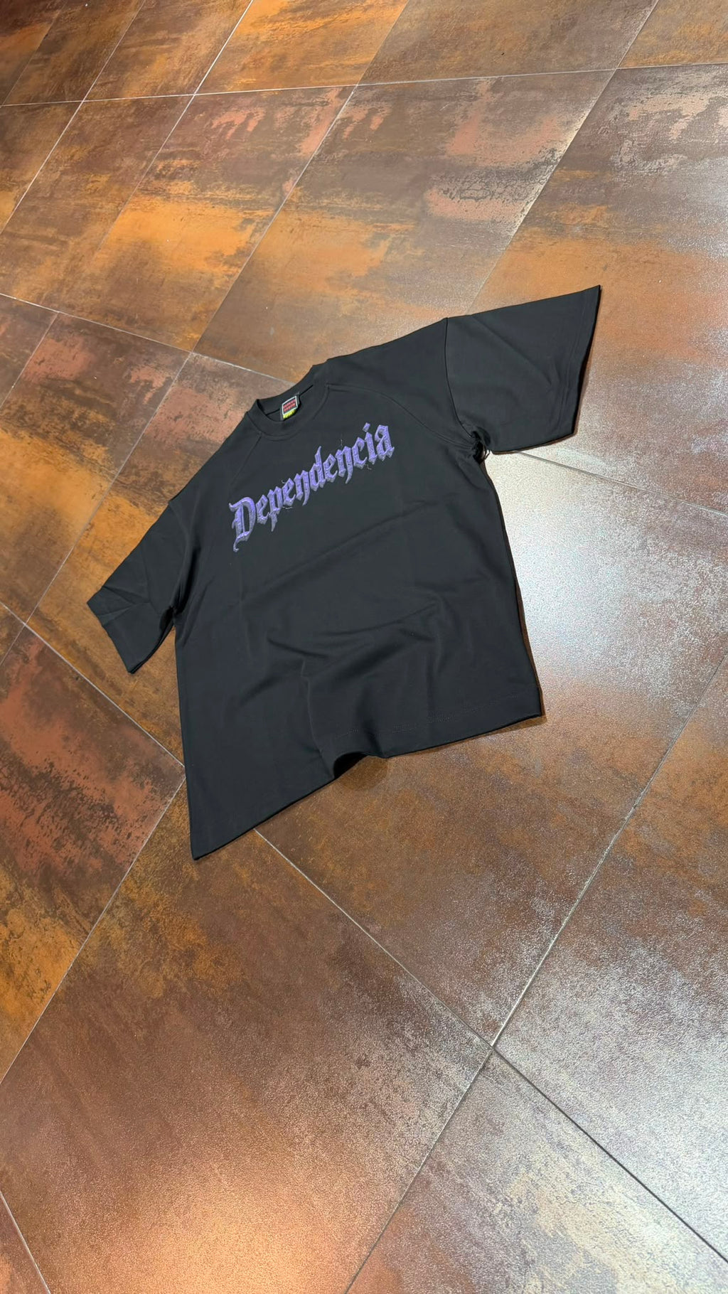 T-SHIRT DEPENDENCIA