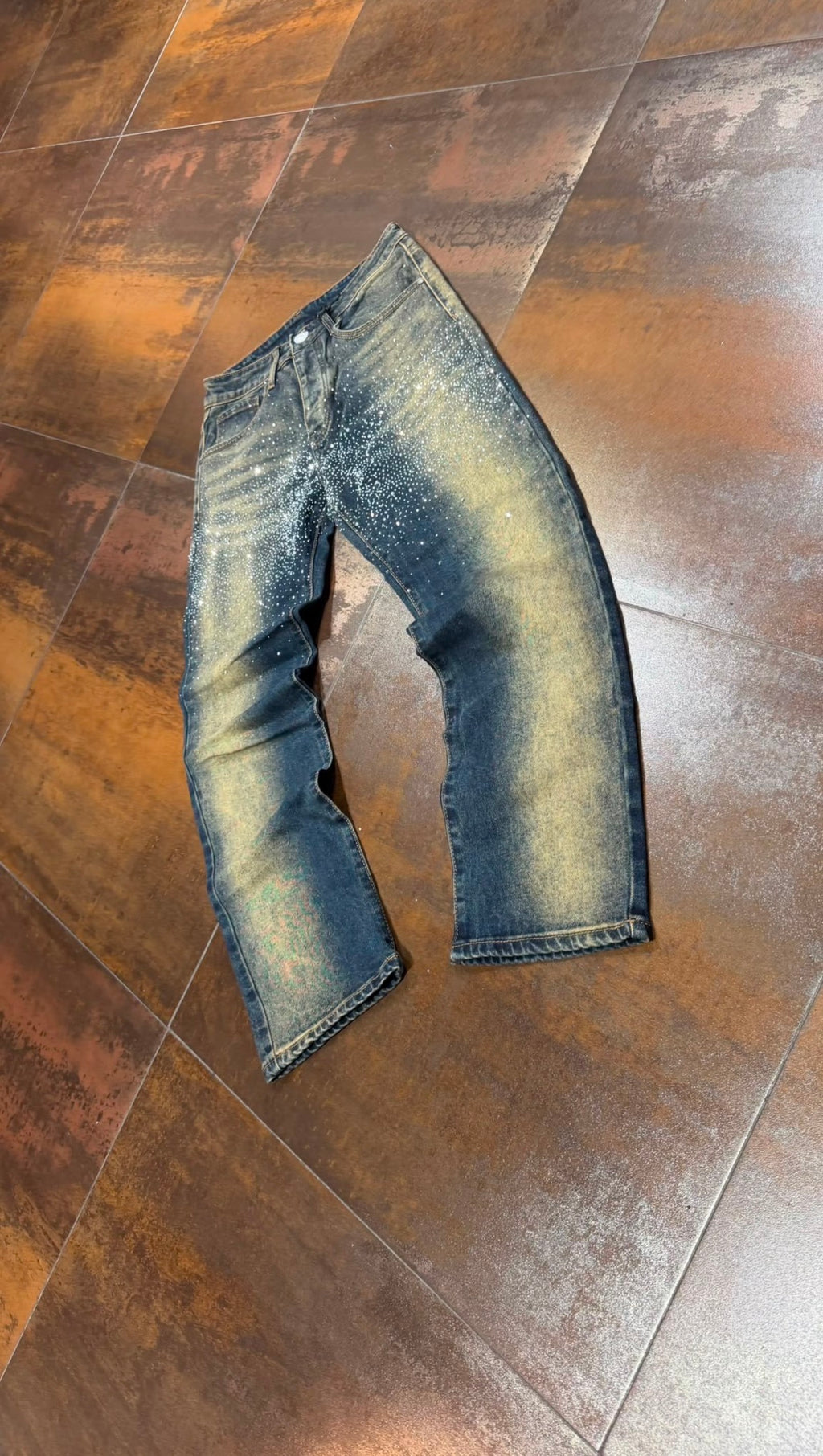 JEANS DIAMONDS PAPER
