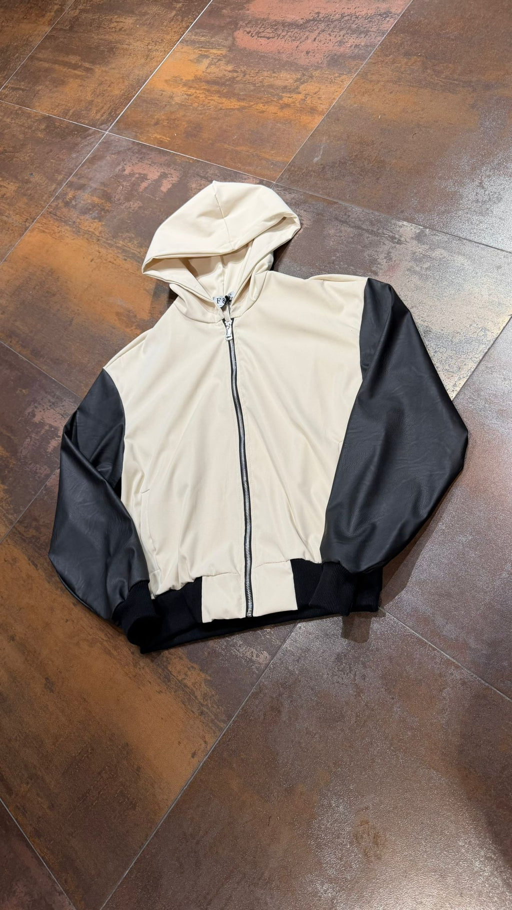 JACKET HUSTLE