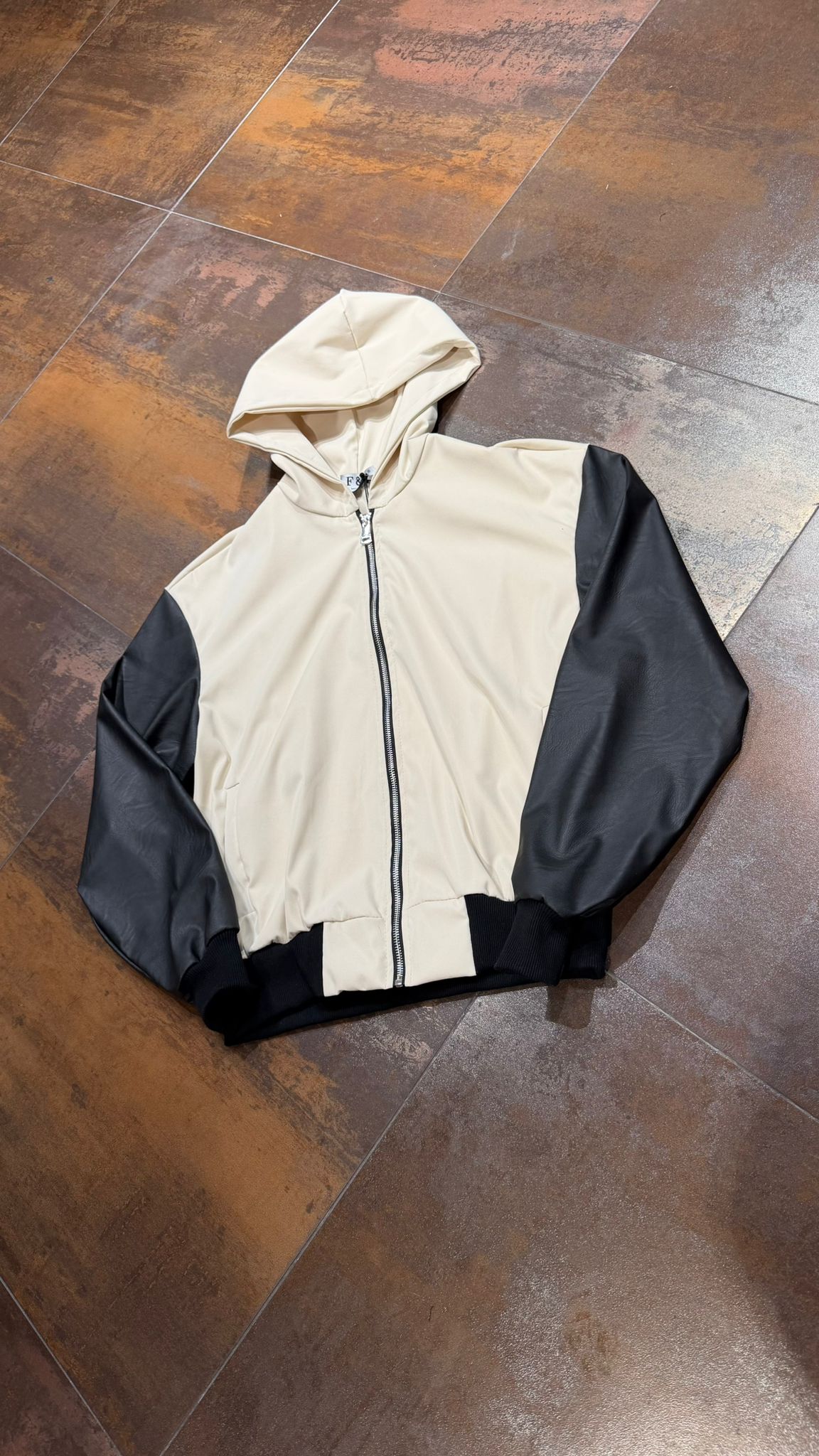 JACKET HUSTLE