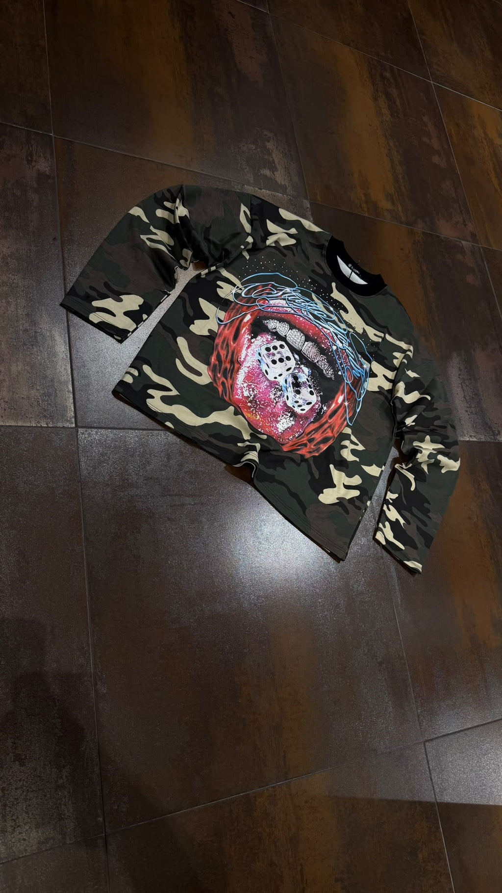 LONGSLEEVE CAMO