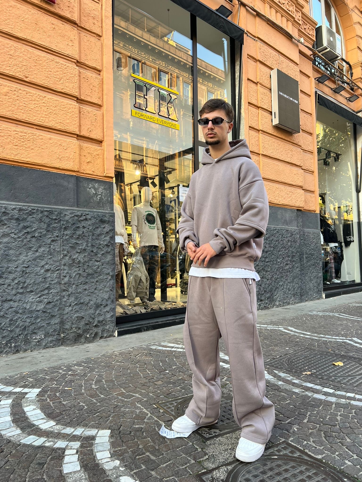 COORDINATO TUTA GSM LIMITED