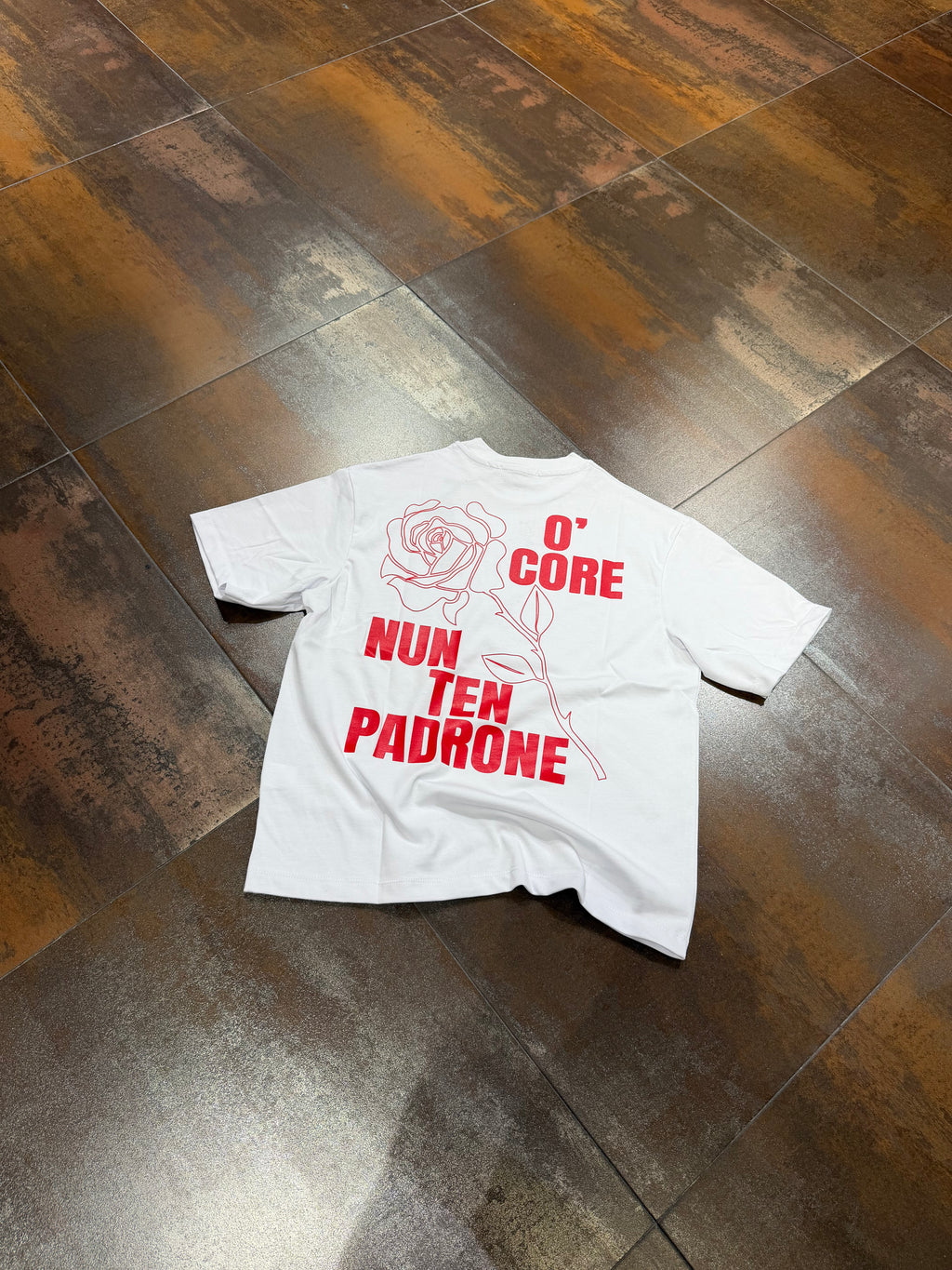 T-SHIRT STAMPA RETRO