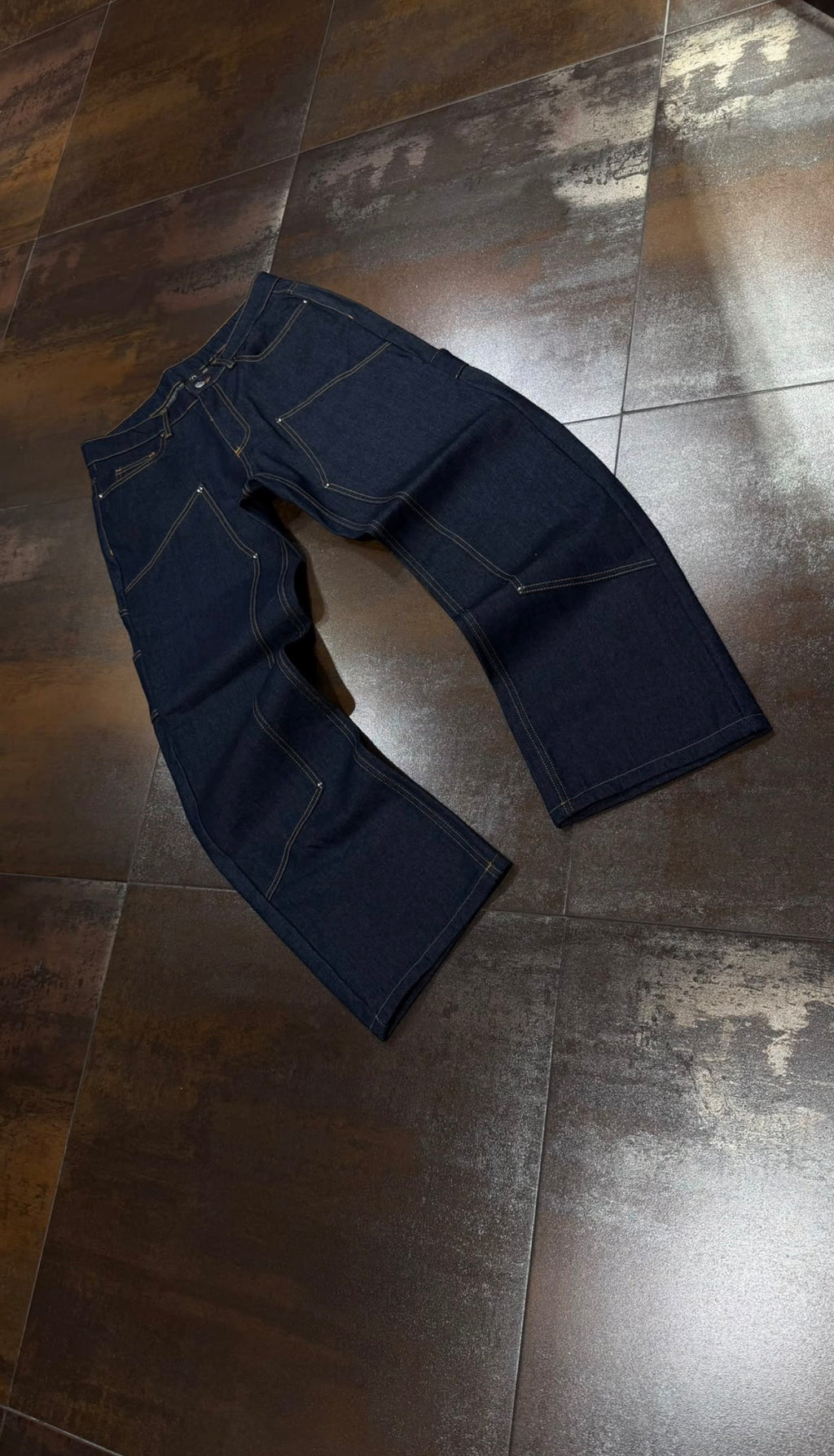 JEANS DISCOVERY