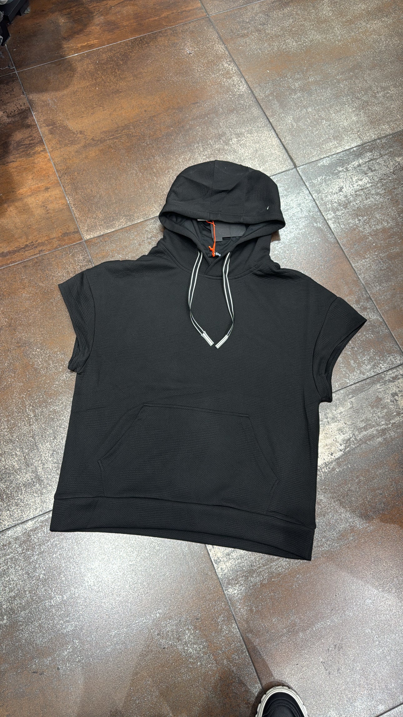T-SHIRT SMANICATA