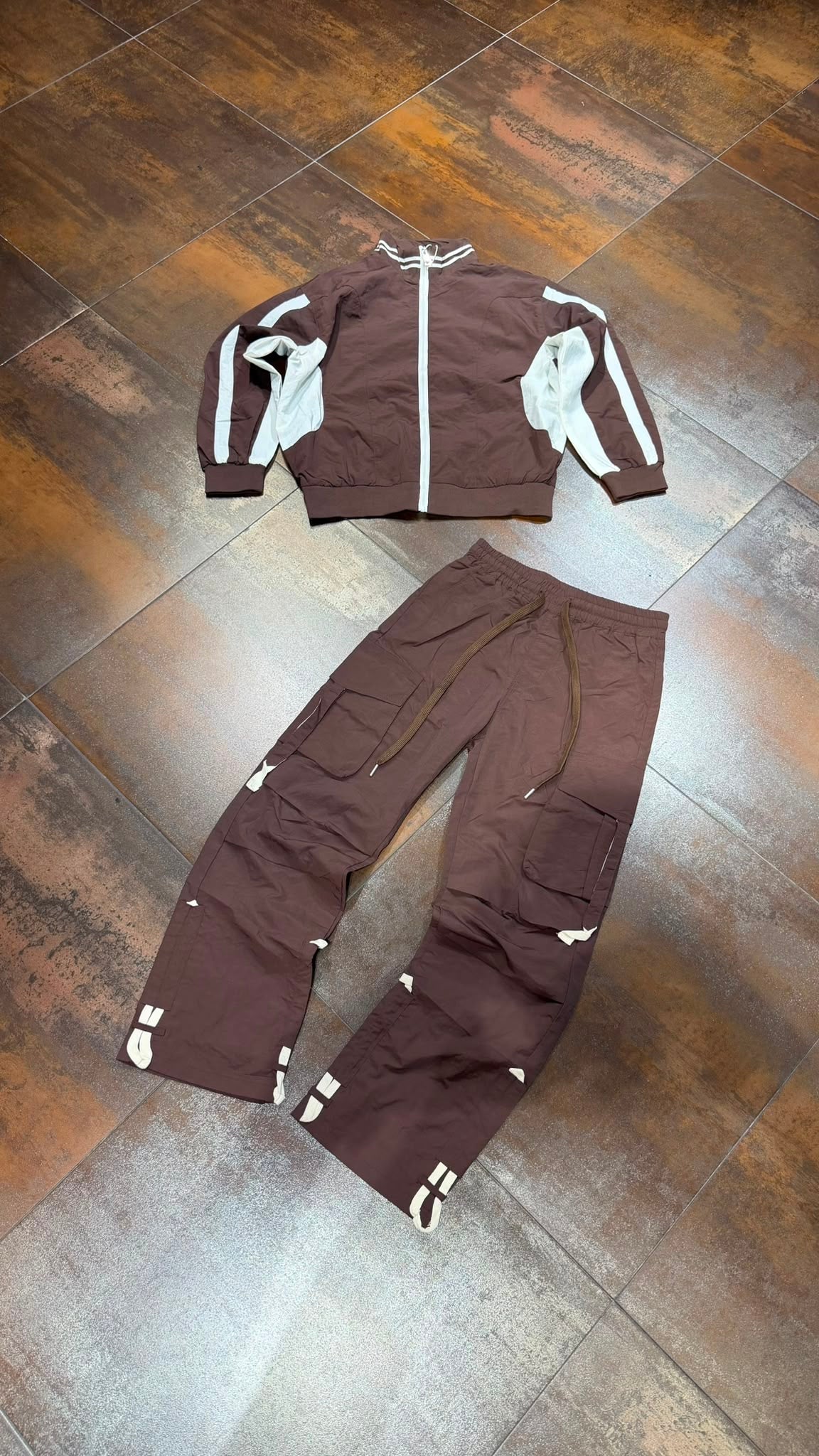 COORDSET COMPETITION BROWN