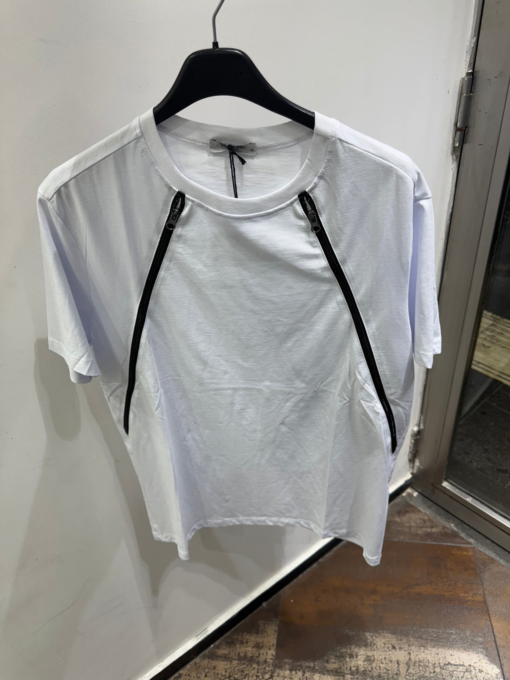 T-SHIRT HK