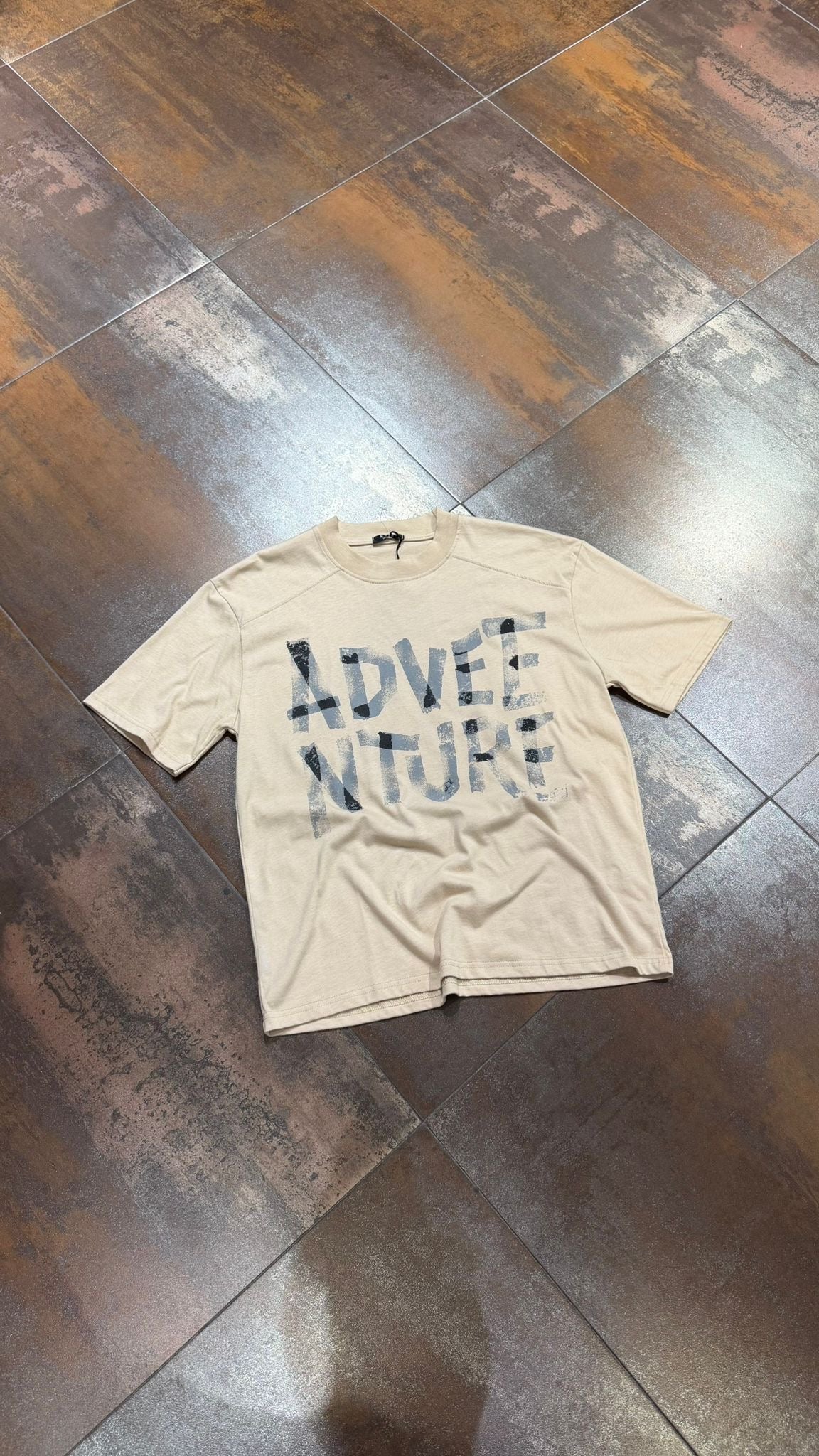 T-SHIRT ADVENTURE