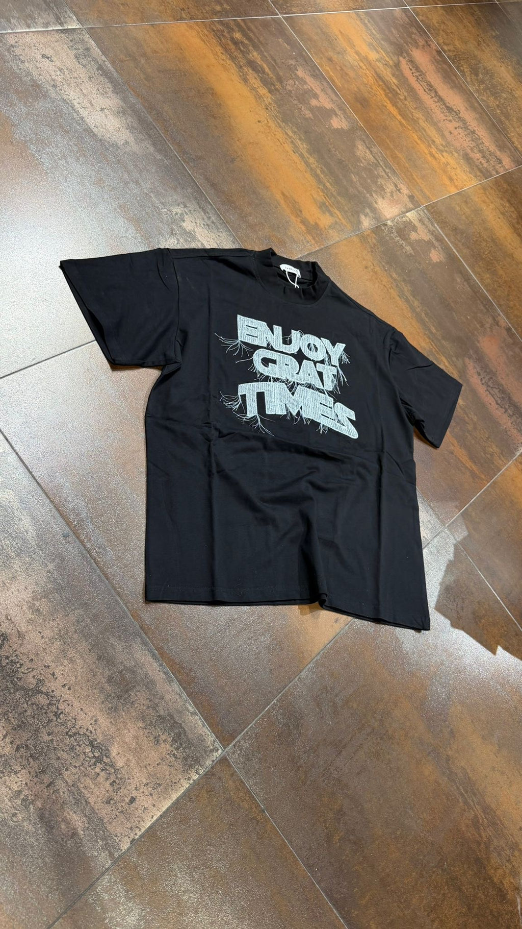 T-SHIRT ENJOY