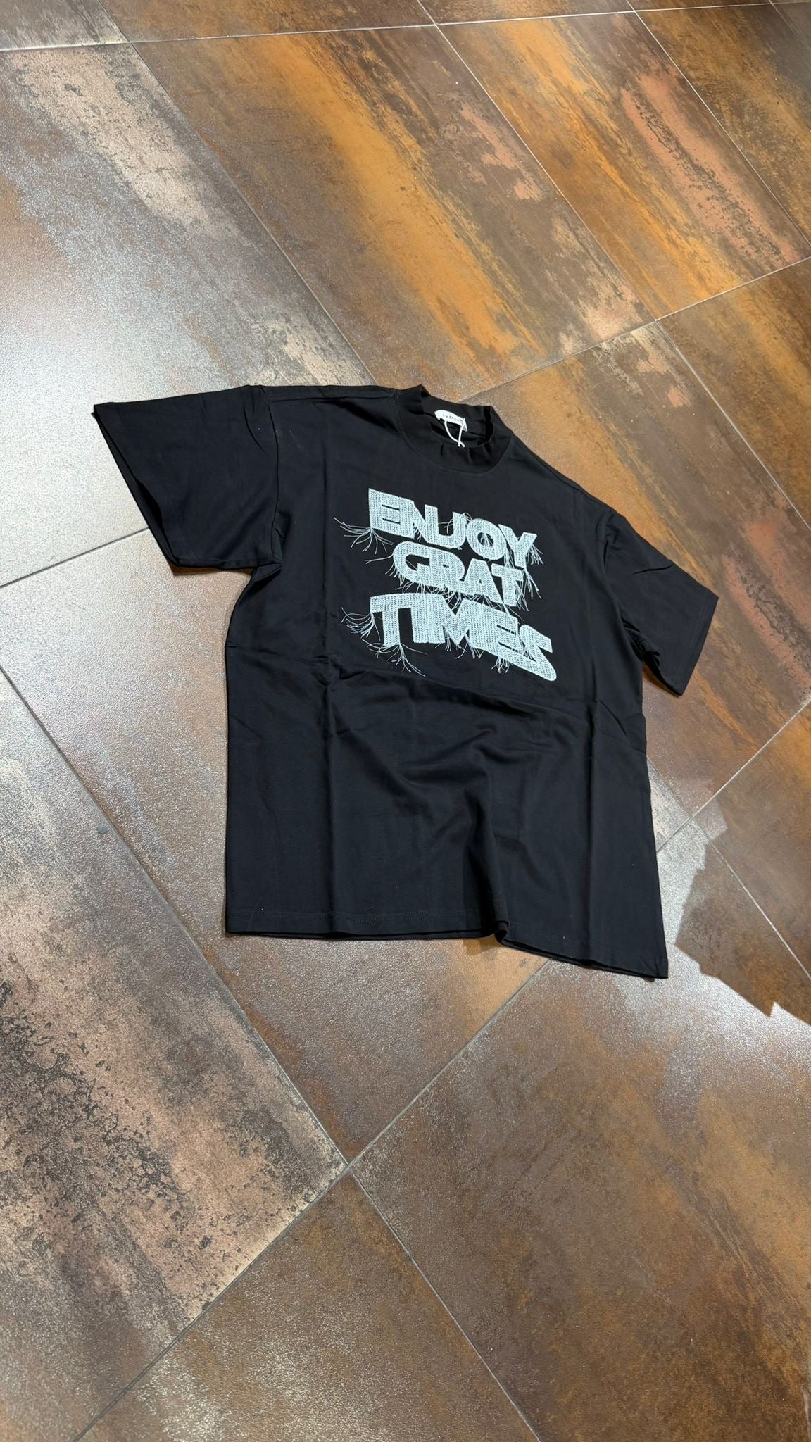 T-SHIRT ENJOY