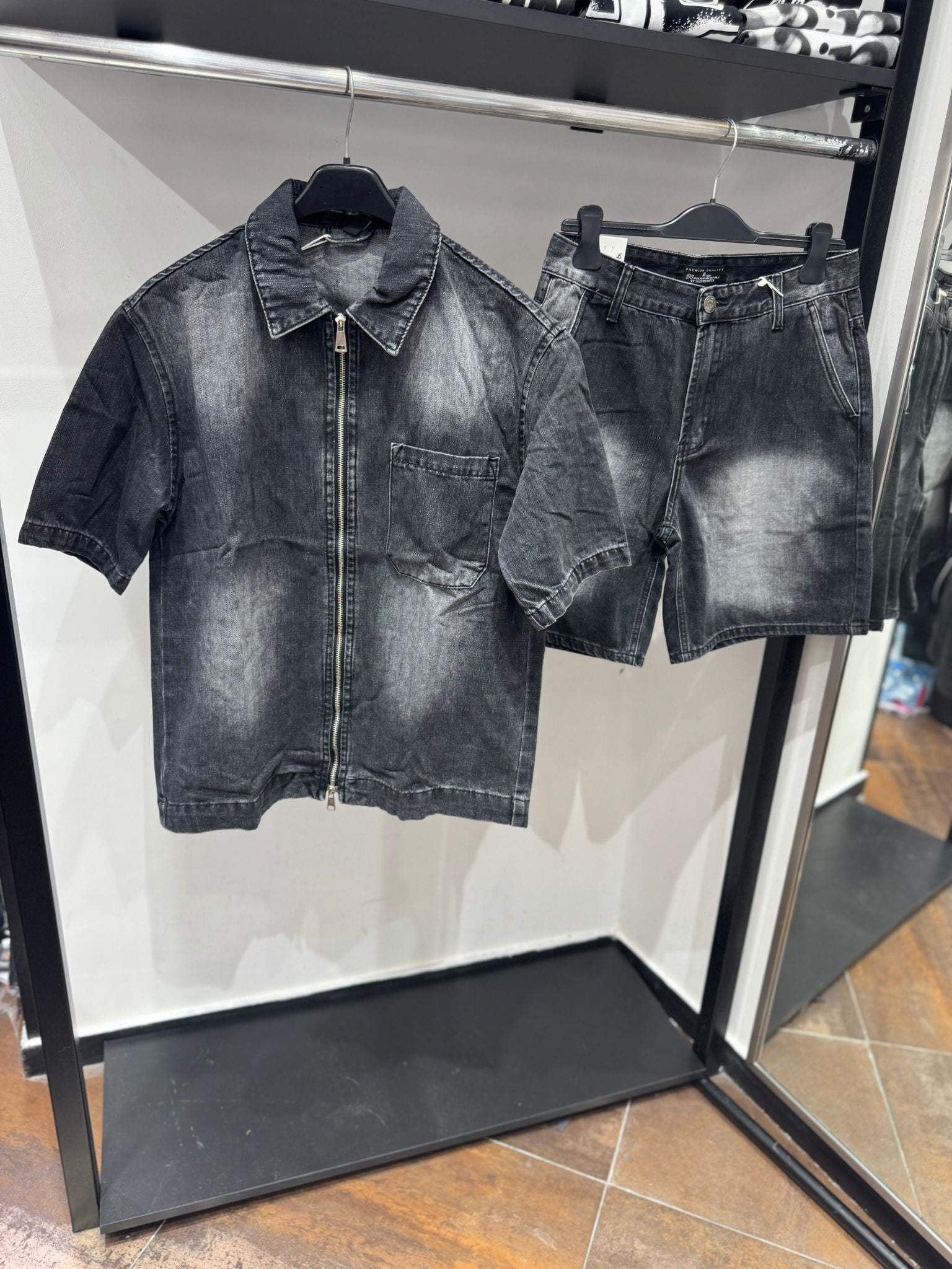 COORDINATO BLACK ZIP