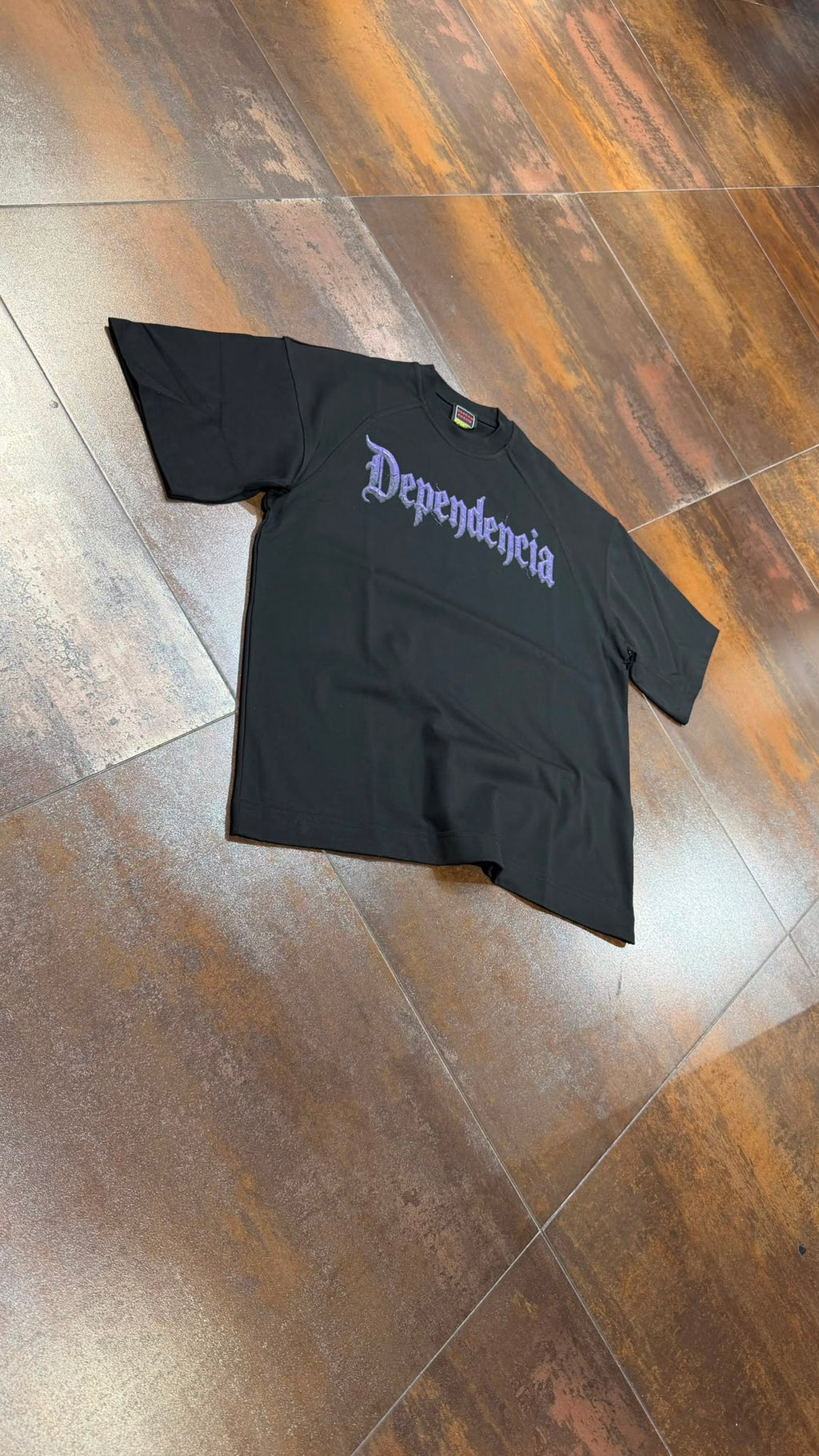 T-SHIRT DEPENDENCIA