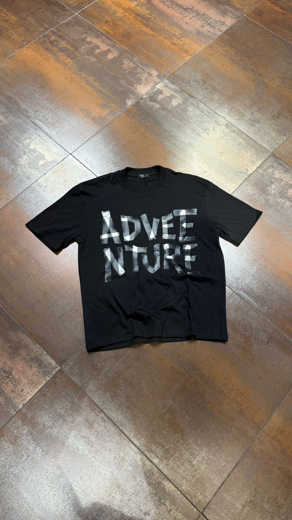 T-SHIRT ADVENTURE