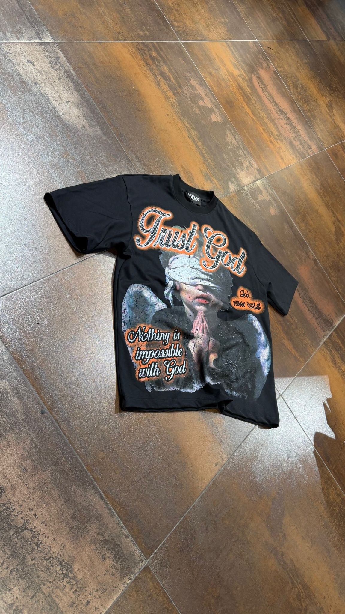 T-SHIRT TRUST